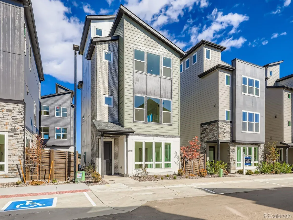 11000 E Geddes Circle Centennial CO 80112 MLS #REC2114128 04302026220902 1200 12