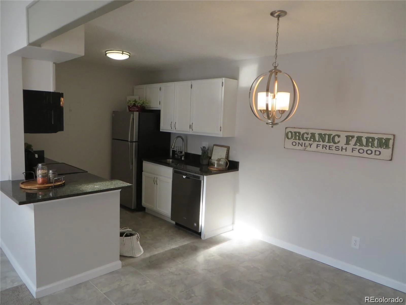 10150 E Virginia Avenue #20-201 #20 Denver CO 80247 | MLS #REC2115044 06202026195457 1600 3