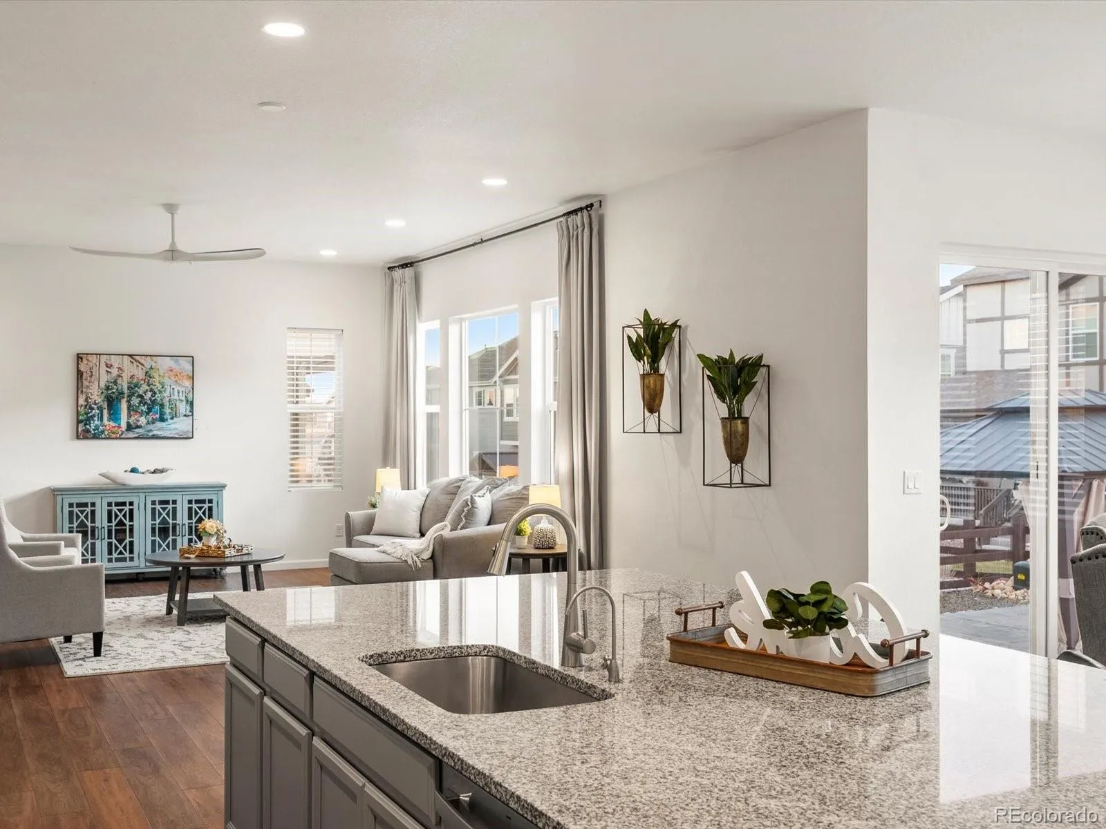 3044 Bivouac Point Castle Rock CO 80108 | MLS #REC2117654 04162026160744 1600 12