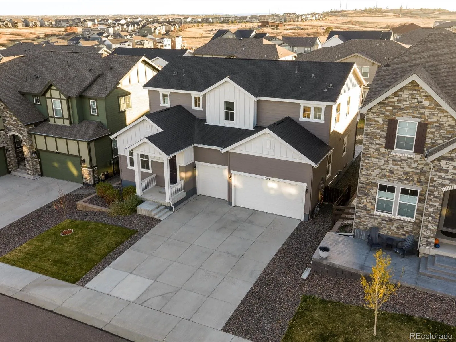 3044 Bivouac Point Castle Rock CO 80108 | MLS #REC2117654 04162026160744 1600 48