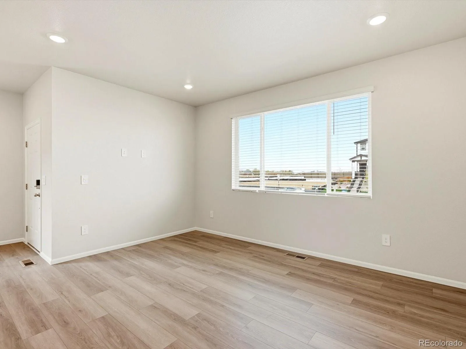 2232 E 164th Avenue Thornton CO 80602 | MLS #REC2117884 08212026214832 1600 5