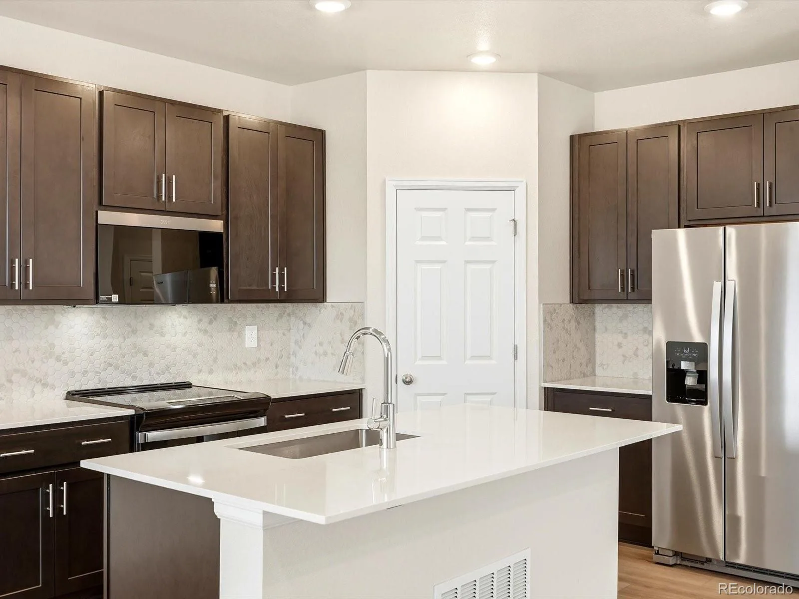 2232 E 164th Avenue Thornton CO 80602 | MLS #REC2117884 08212026214832 1600 7