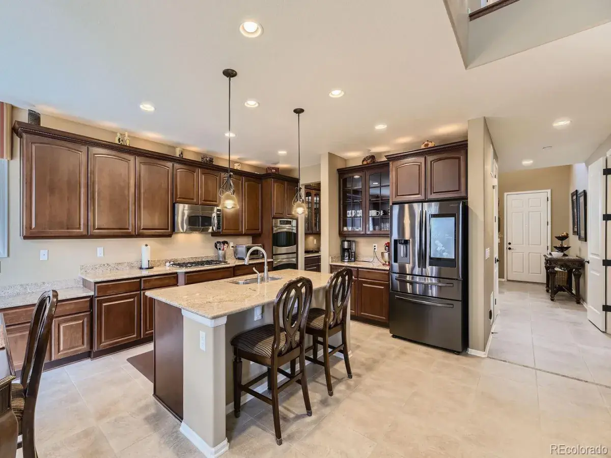 10776 Hillsboro Circle Parker CO 80134 MLS #REC2117984 03102025122102 1200 9