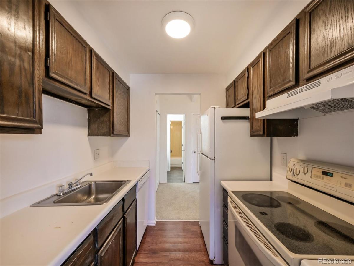 364 S Ironton Street #419 Aurora CO 80012 | MLS #REC2122333 MLS #REC2122333 image #0