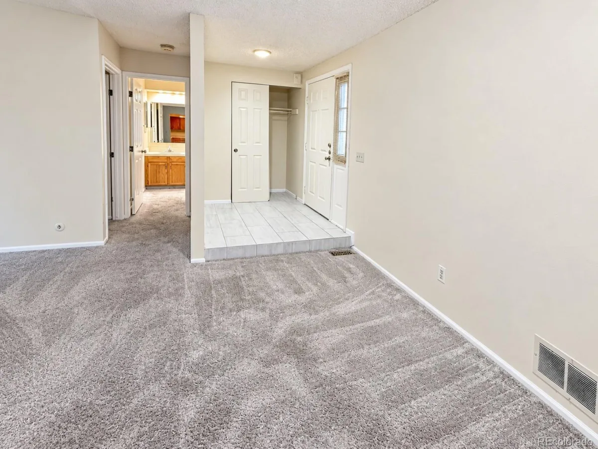 12622 E Warren Drive #C Aurora CO 80014 | MLS #REC2122561 09292026154242 1200 3