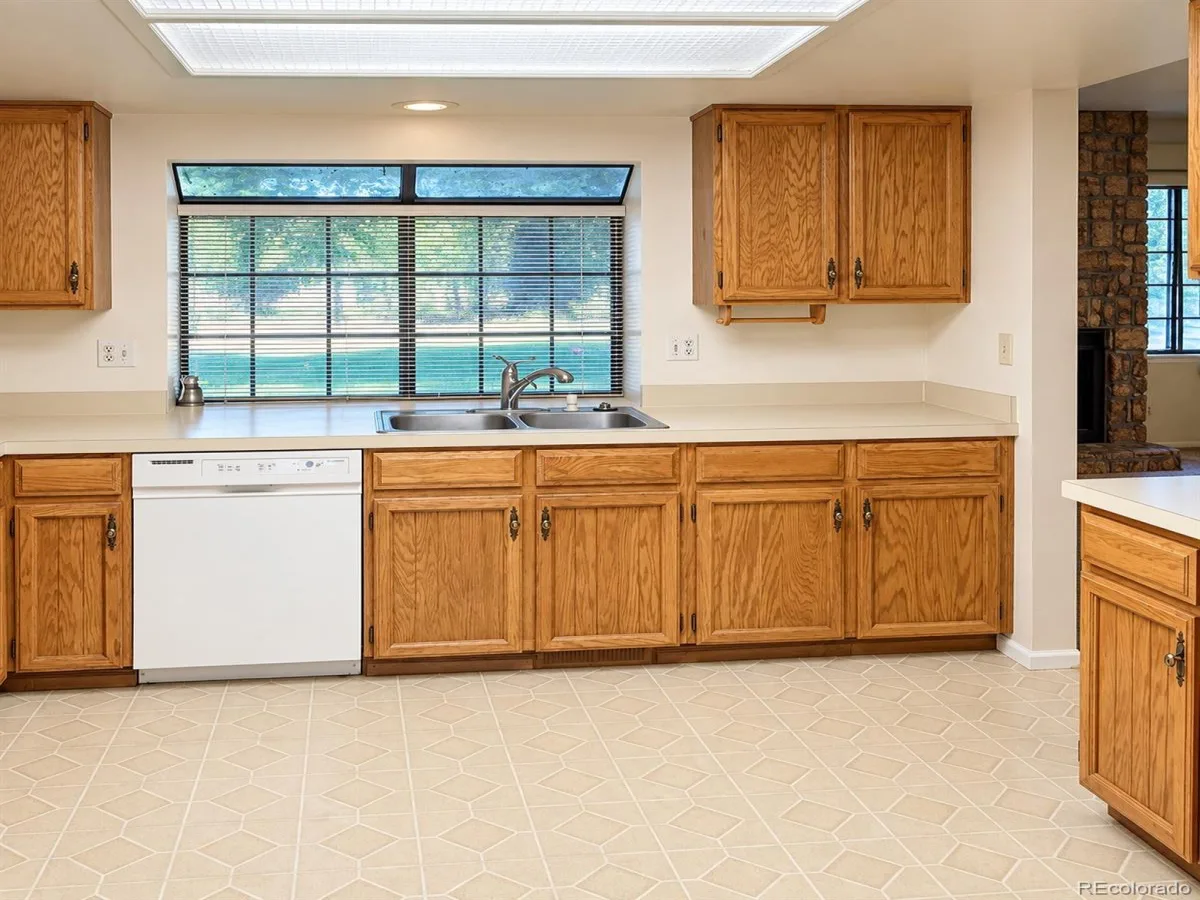 12622 E Warren Drive #C Aurora CO 80014 | MLS #REC2122561 09292026154242 1200 5
