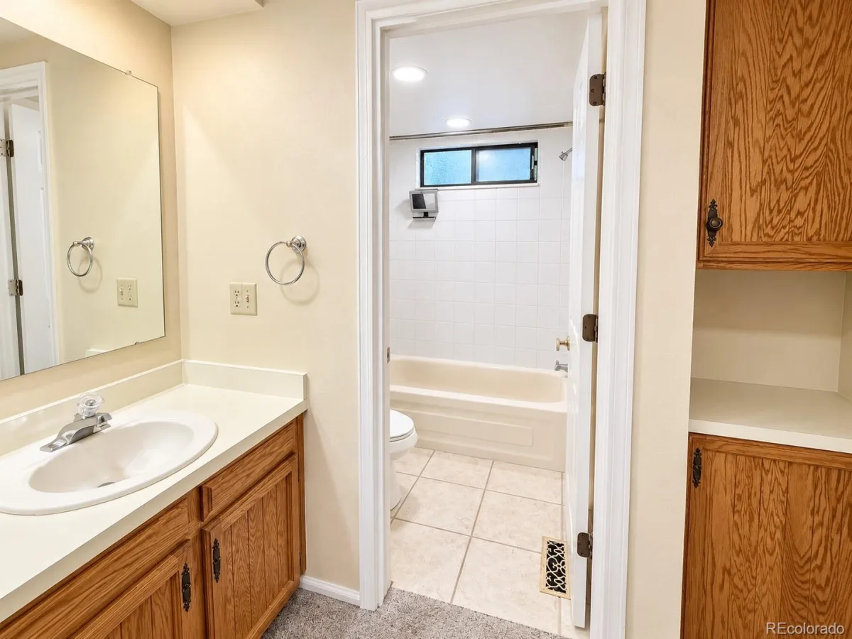 12622 E Warren Drive #C Aurora CO 80014 | MLS #REC2122561 09292026154242 1200 9