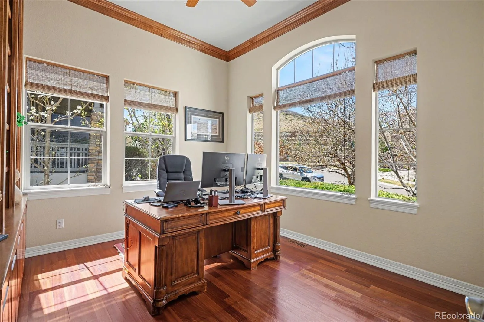 10528 Rivington Court Lone Tree CO 80124 MLS #REC2123433 05242026154010 1600 18
