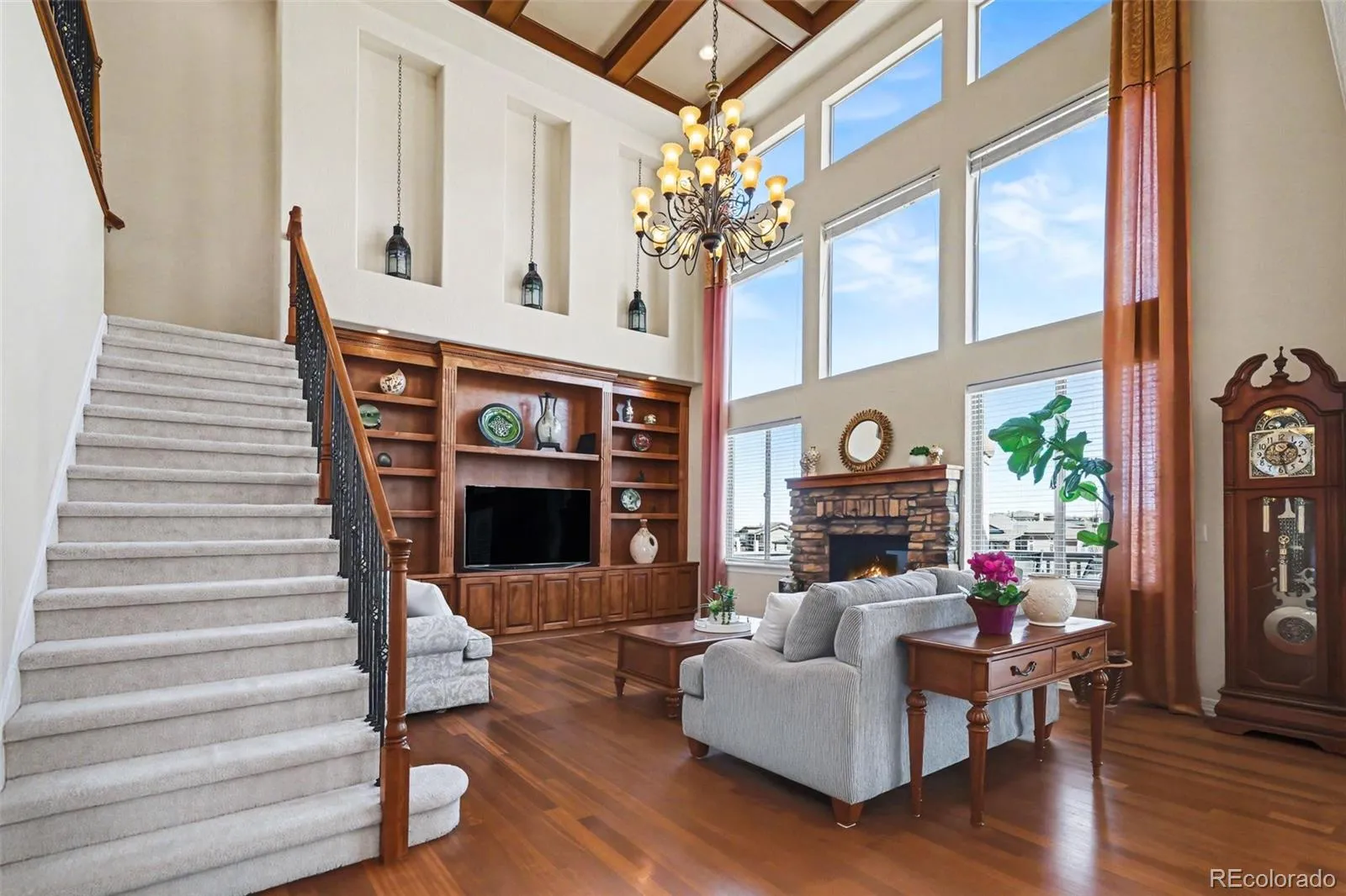 10528 Rivington Court Lone Tree CO 80124 MLS #REC2123433 05242026154010 1600 6