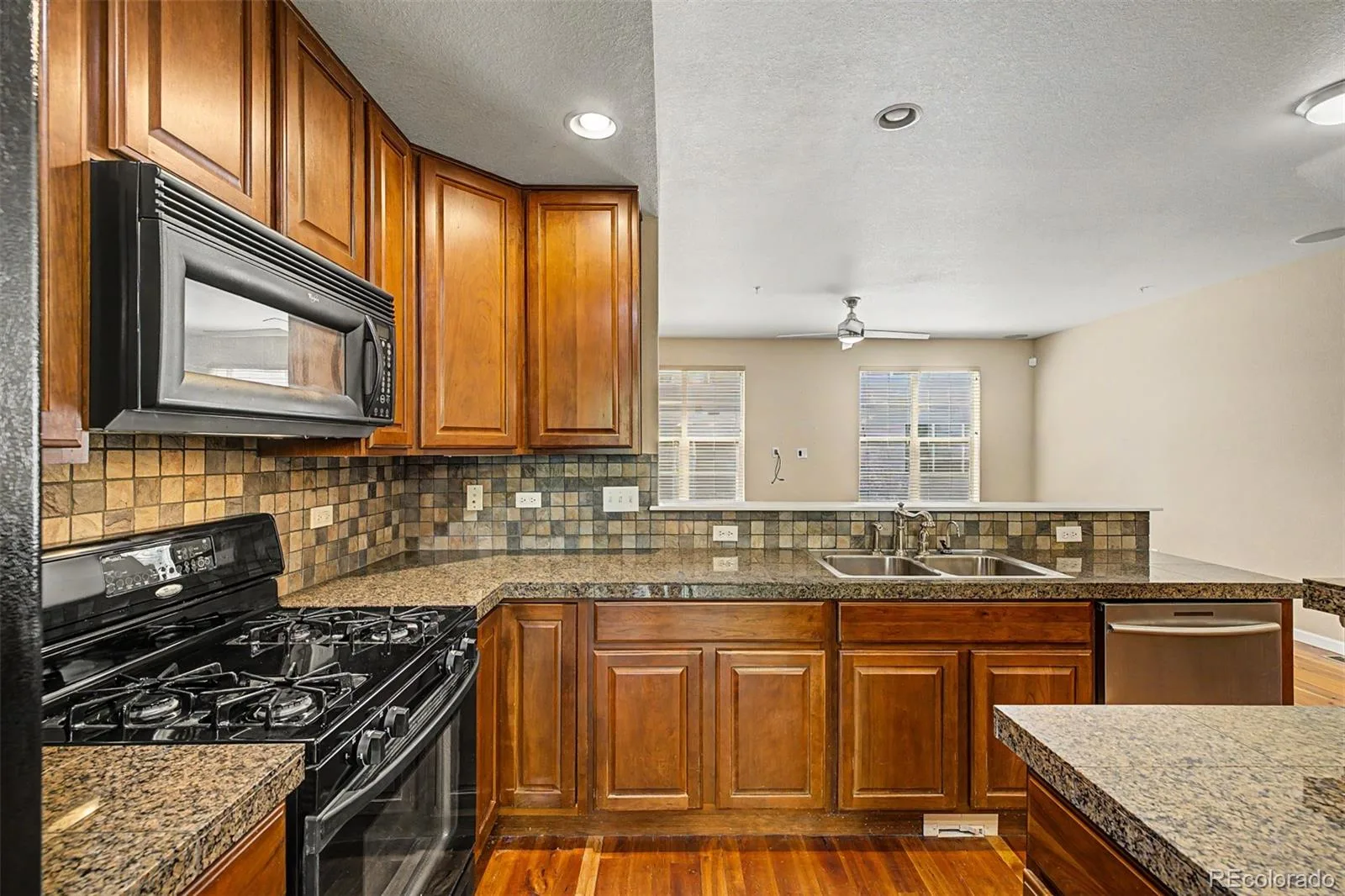 450 S Reed Street Lakewood CO 80226 | MLS #REC2126306 08202026202126 1600 6