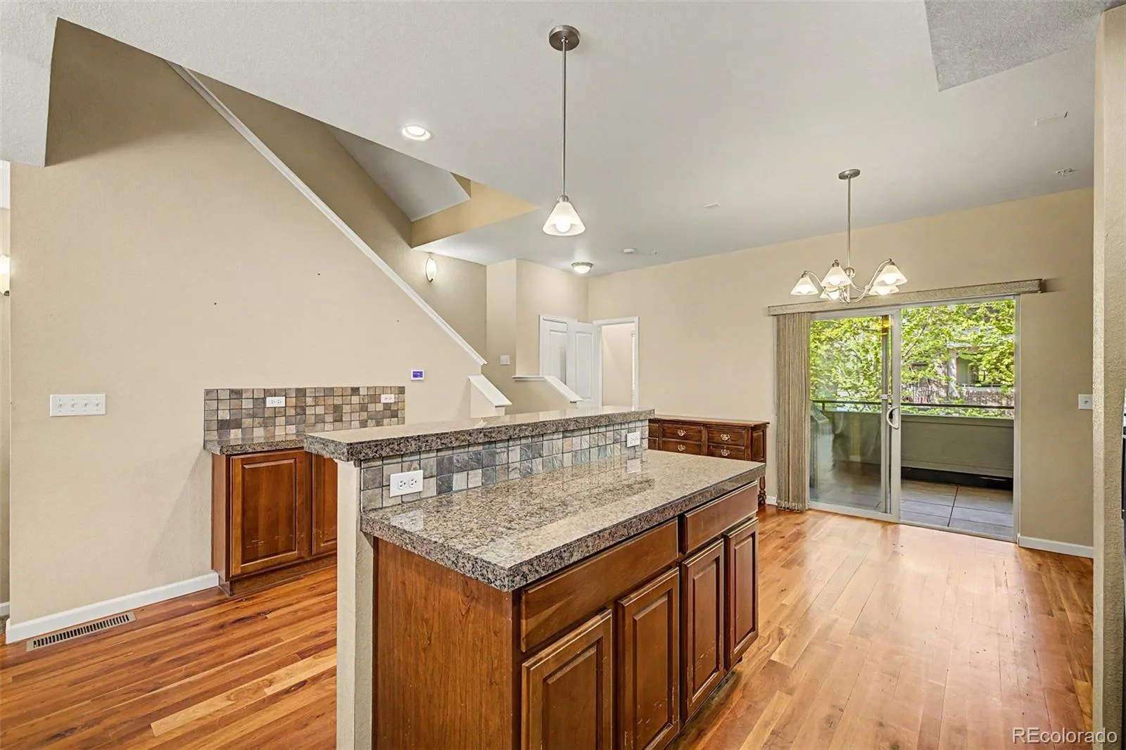 450 S Reed Street Lakewood CO 80226 | MLS #REC2126306 08202026202126 1600 9