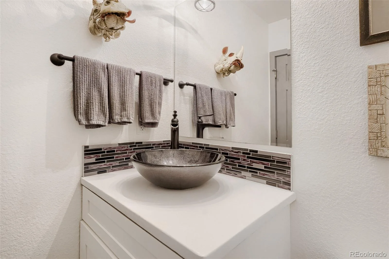 5335 S Flanders Way Centennial CO 80015 | MLS #REC2126348 08272026002317 1600 17