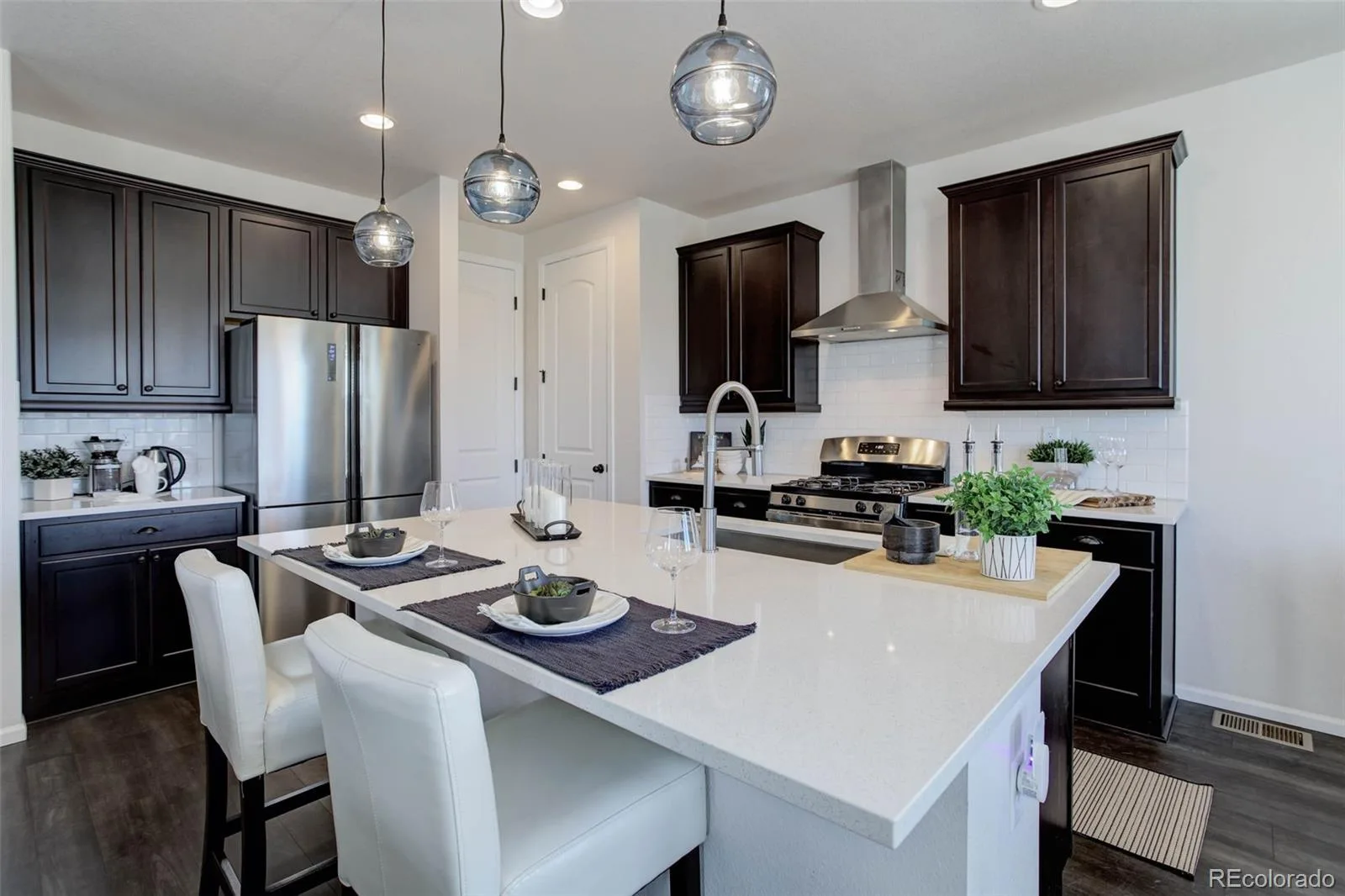 21056 E Radcliff Place Aurora CO 80015 MLS #REC2127644 06192026035227 1600 10