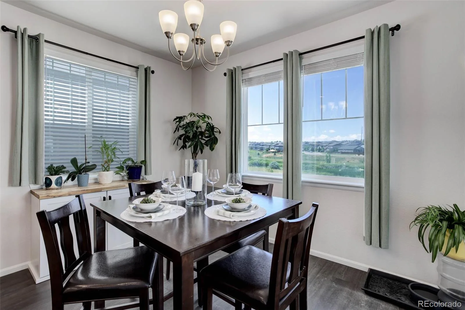 21056 E Radcliff Place Aurora CO 80015 MLS #REC2127644 06192026035227 1600 11
