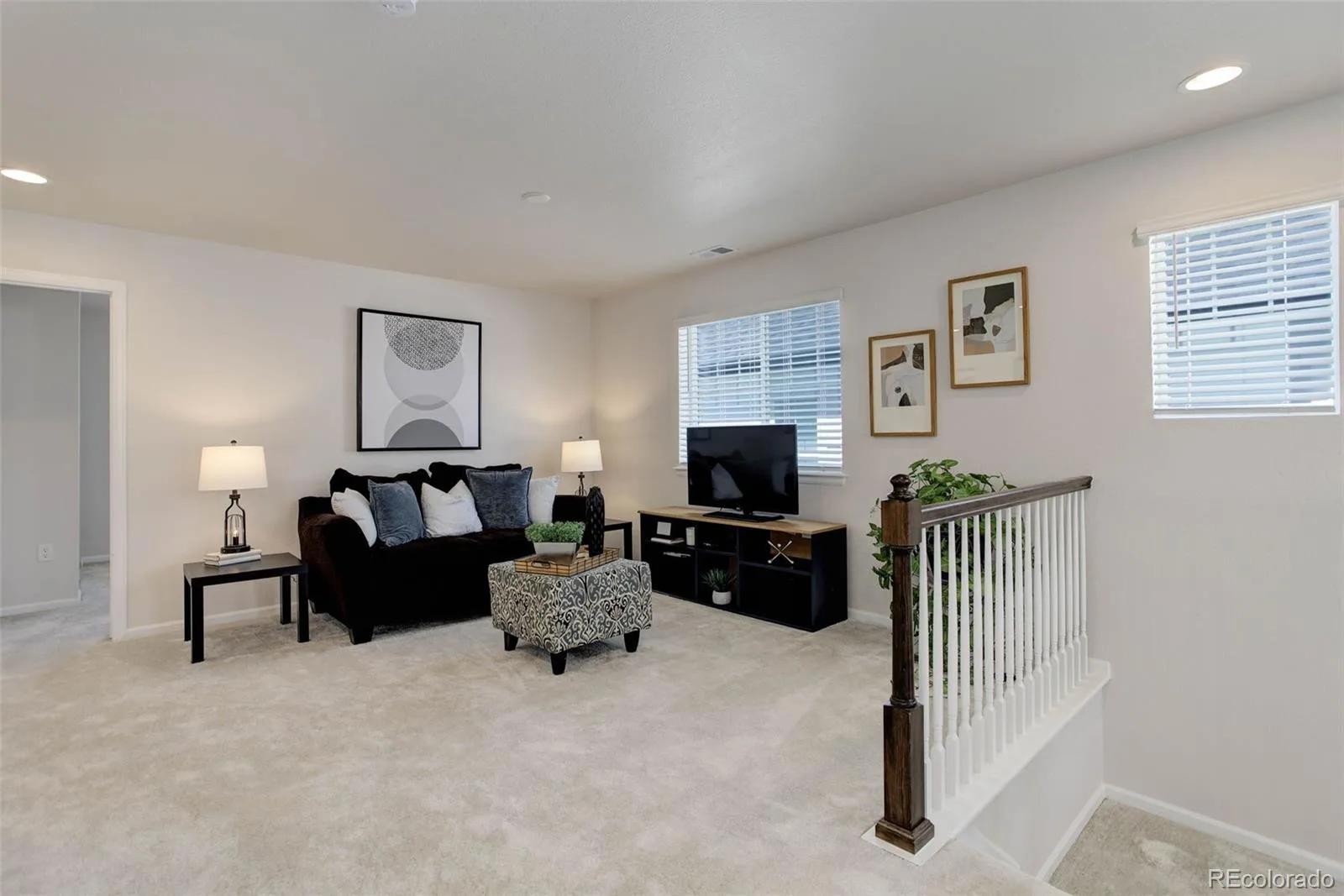 21056 E Radcliff Place Aurora CO 80015 MLS #REC2127644 06192026035227 1600 14