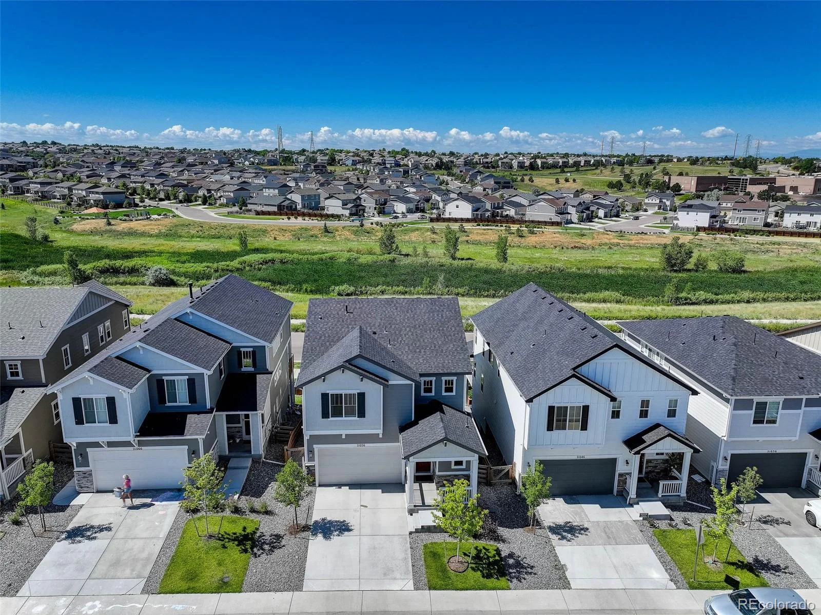 21056 E Radcliff Place Aurora CO 80015 MLS #REC2127644 06192026035227 1600 2