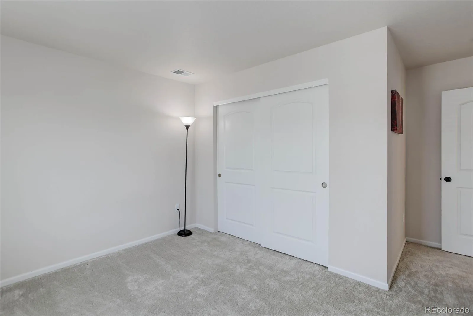 21056 E Radcliff Place Aurora CO 80015 MLS #REC2127644 06192026035227 1600 24