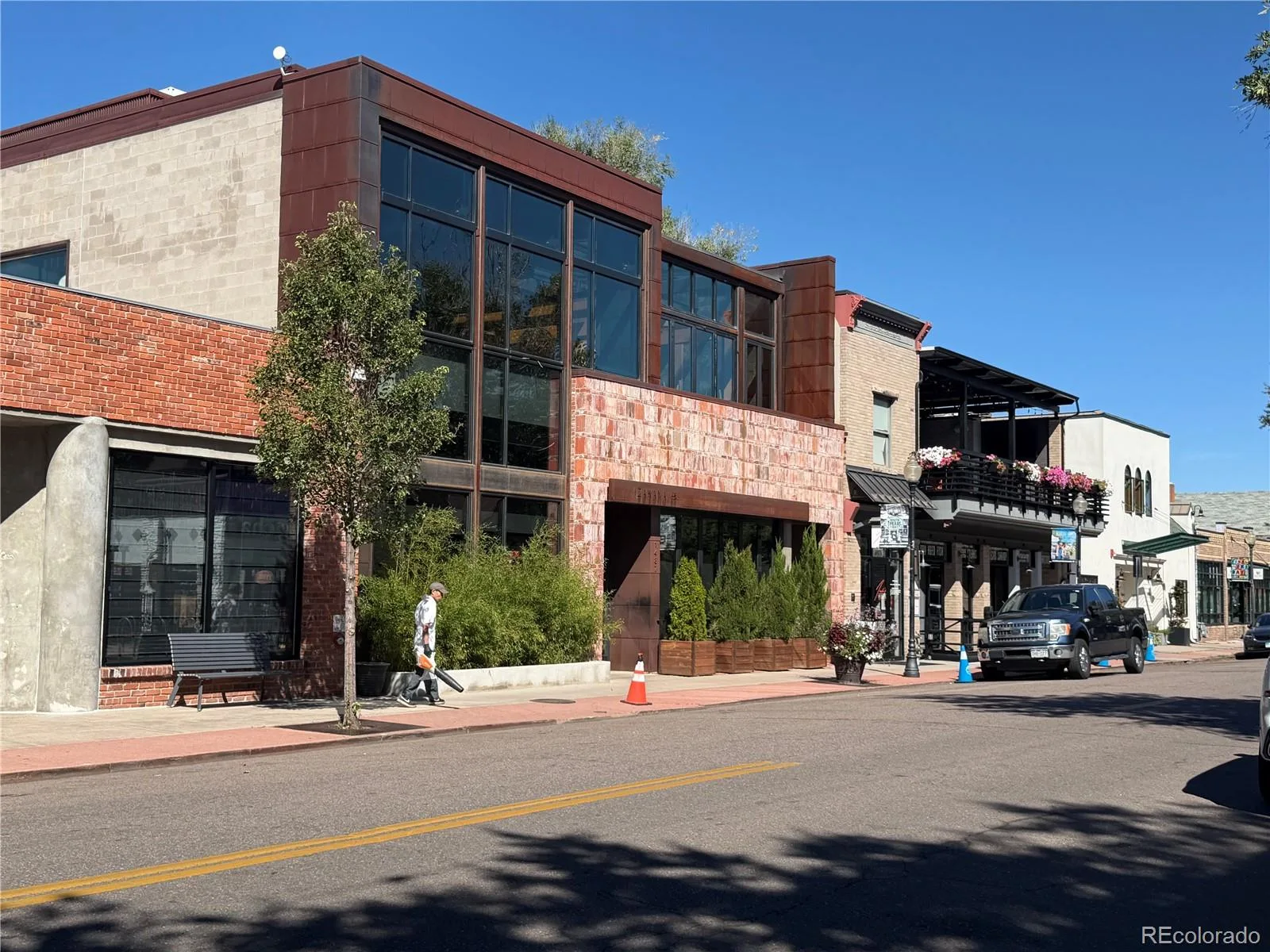 1901 S Sherman Street Denver CO 80210 | MLS #REC2127709 09232026093049 1600 41