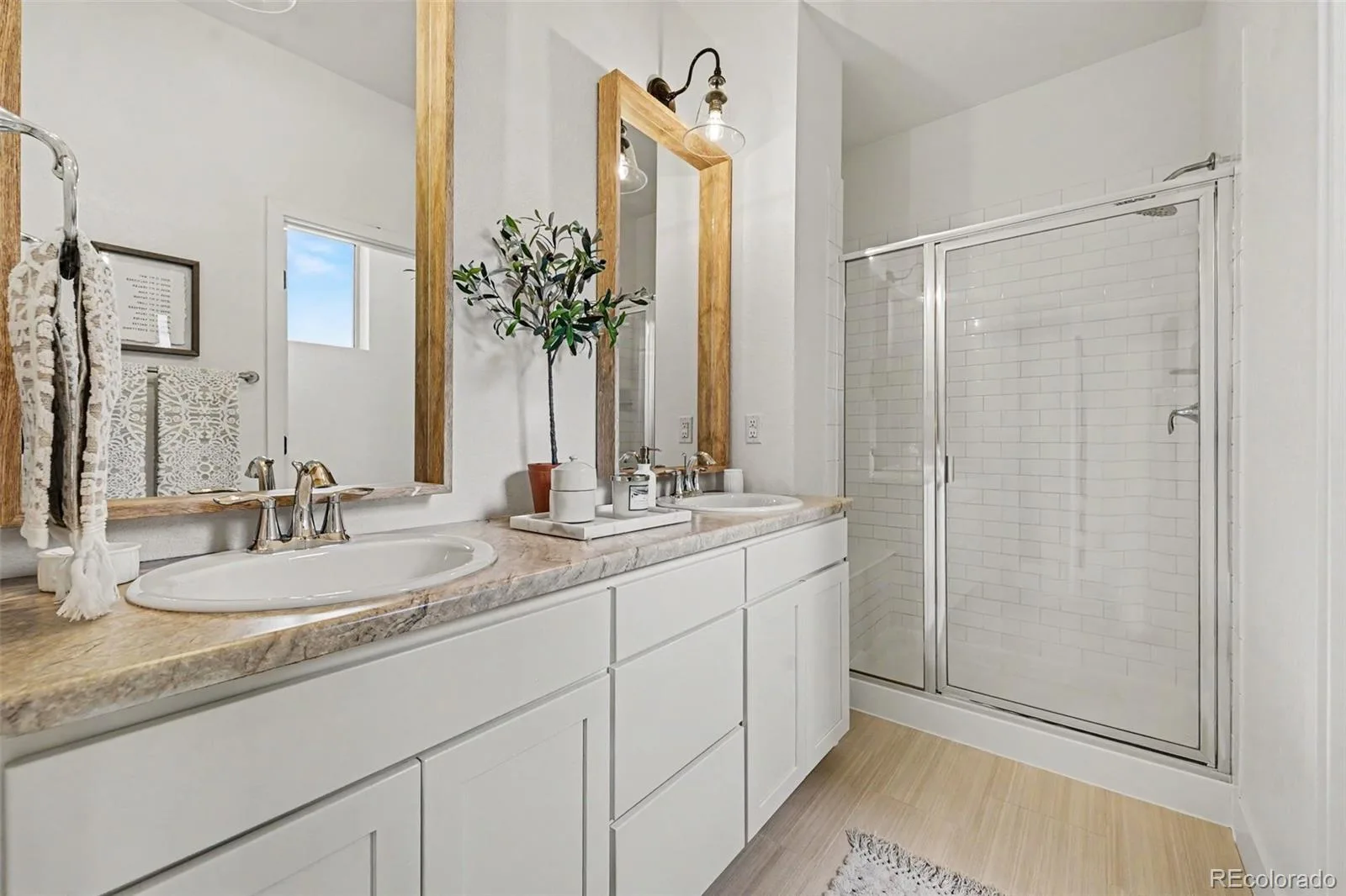 05292026041002 1600 18