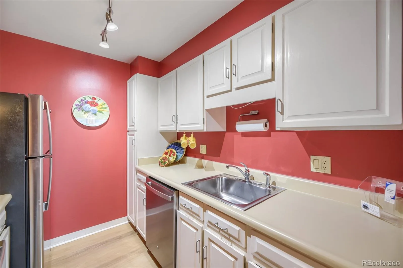 909 N Lafayette Street #403 Denver CO 80218 | MLS #REC2132050 10152026213505 1600 10