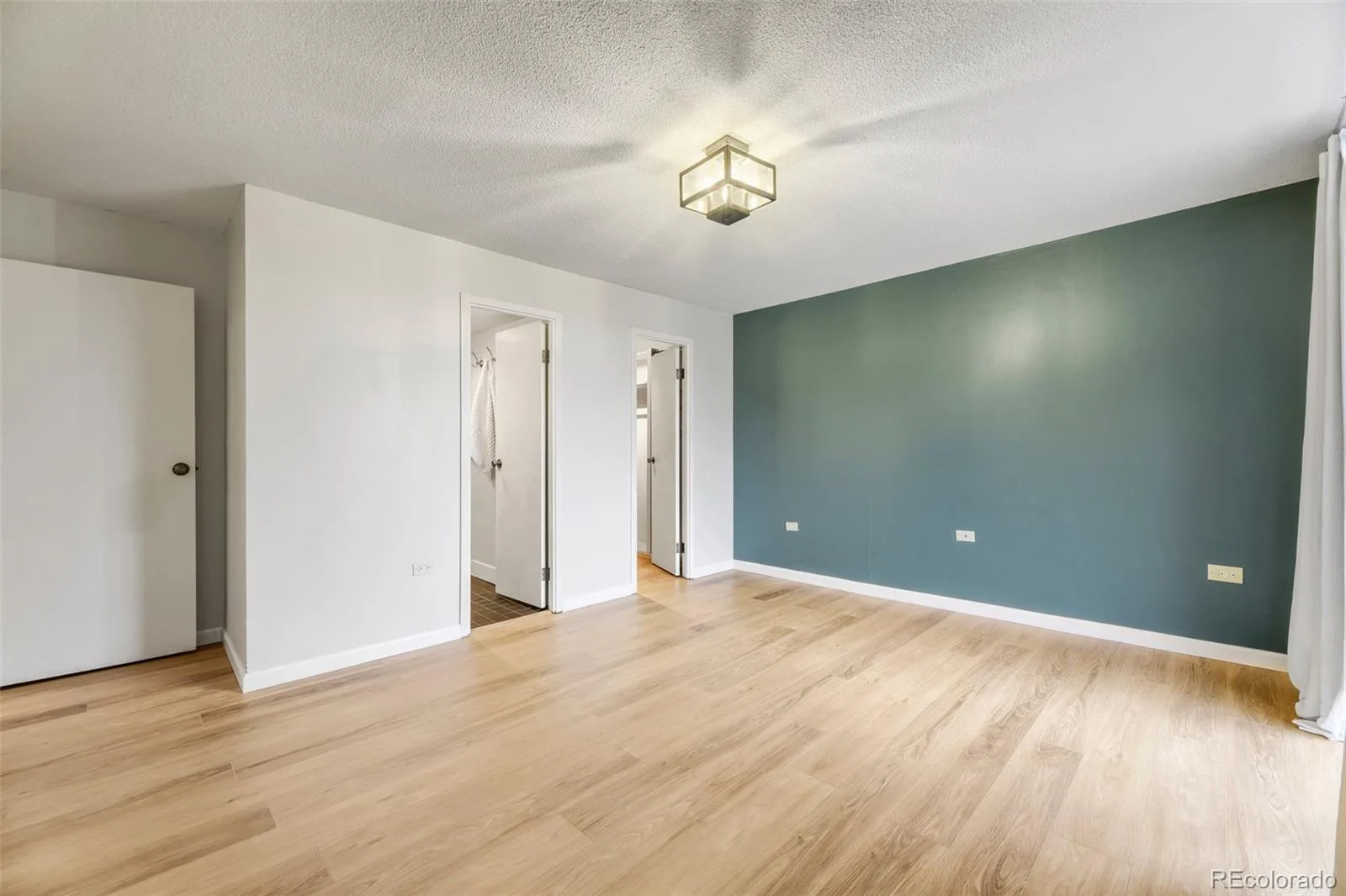 909 N Lafayette Street #403 Denver CO 80218 | MLS #REC2132050 10152026213505 1600 14