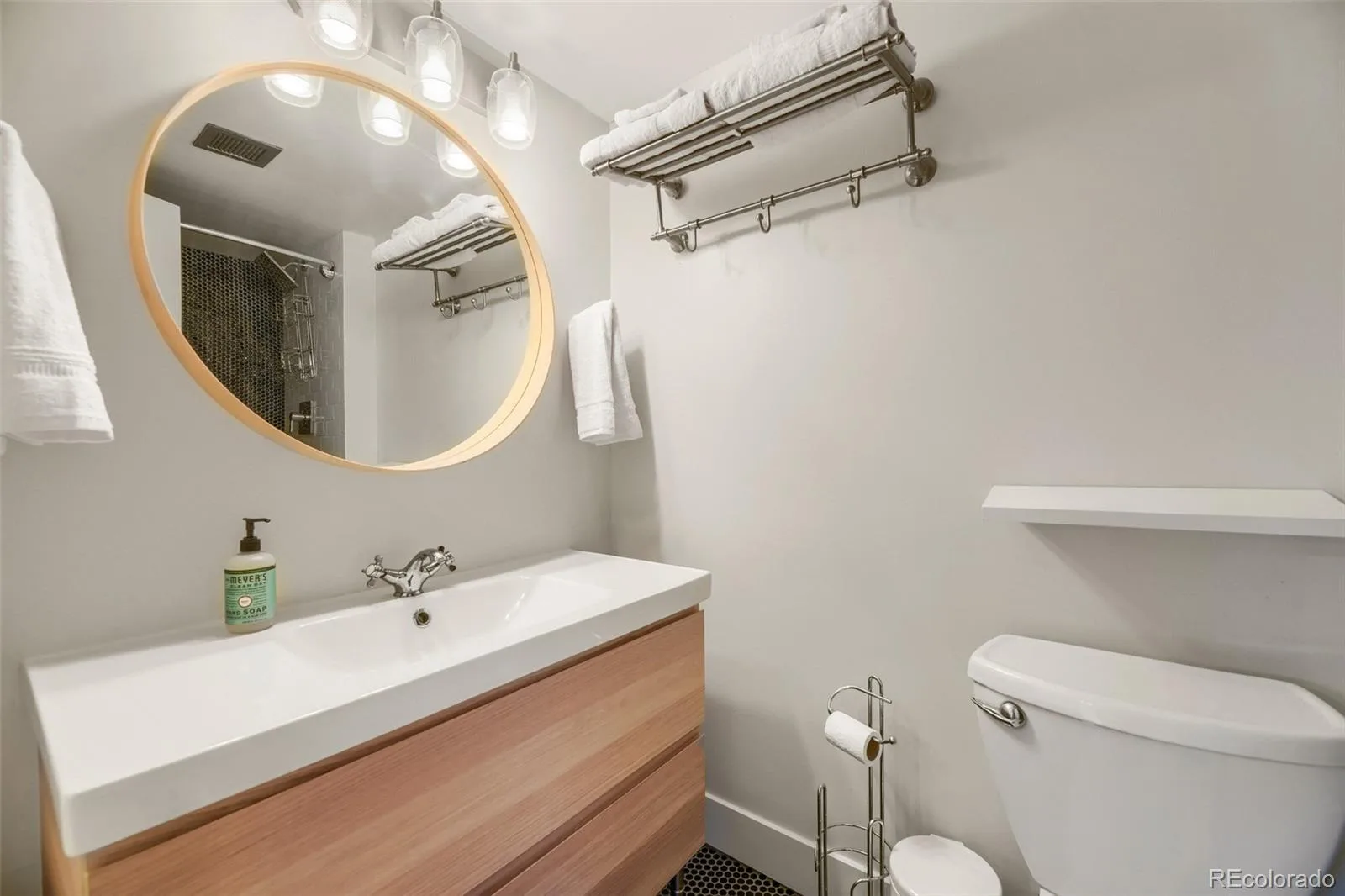 909 N Lafayette Street #403 Denver CO 80218 | MLS #REC2132050 10152026213505 1600 21