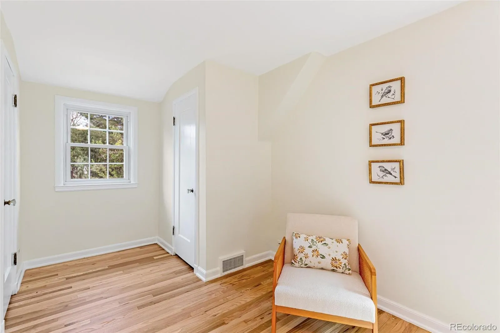 04172026201143 1600 22