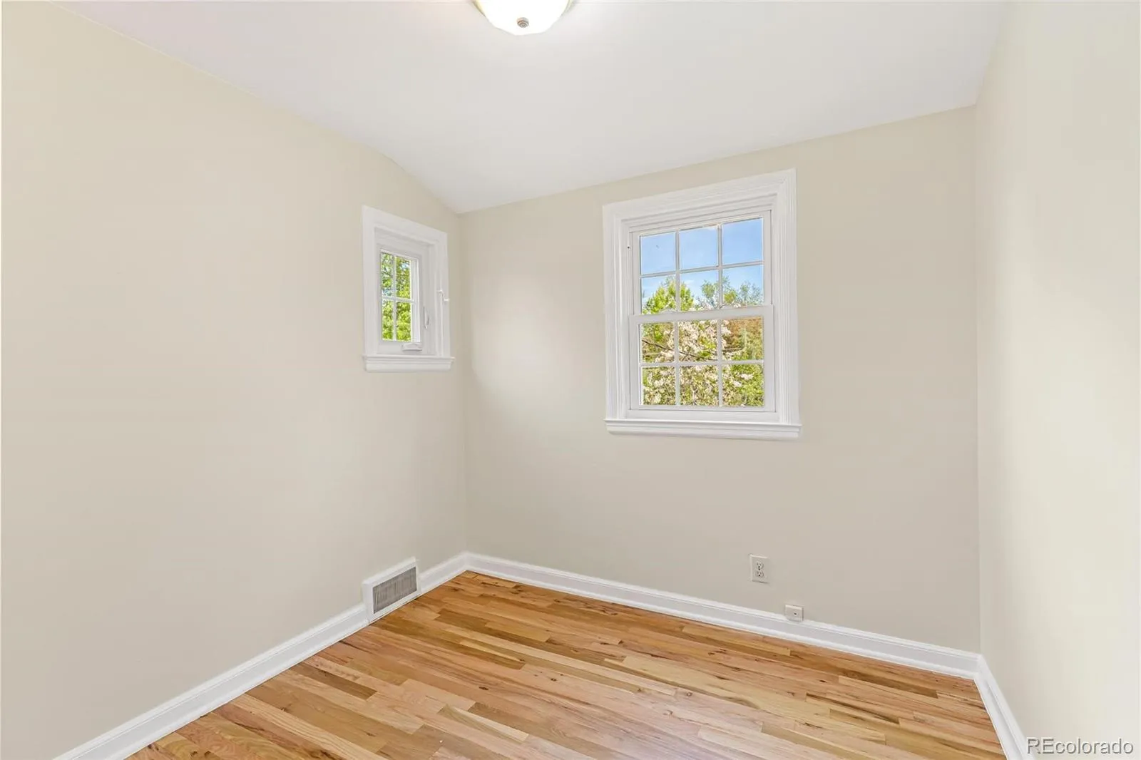 04172026201143 1600 26