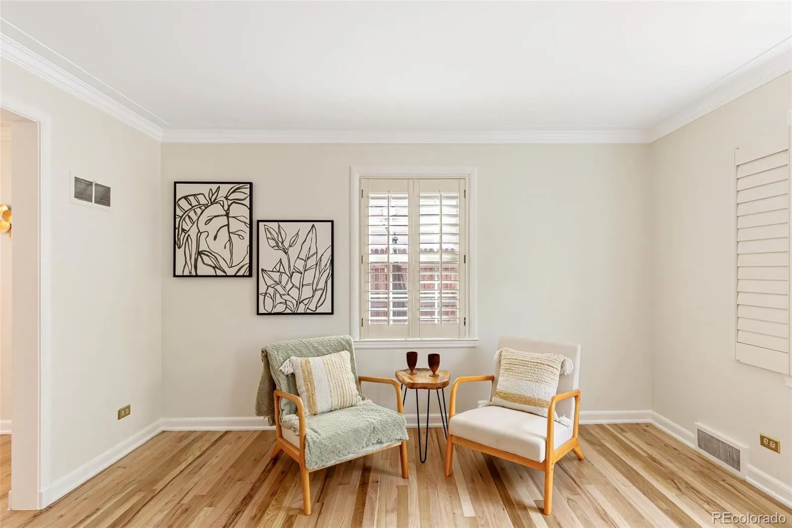 04172026201143 1600 8