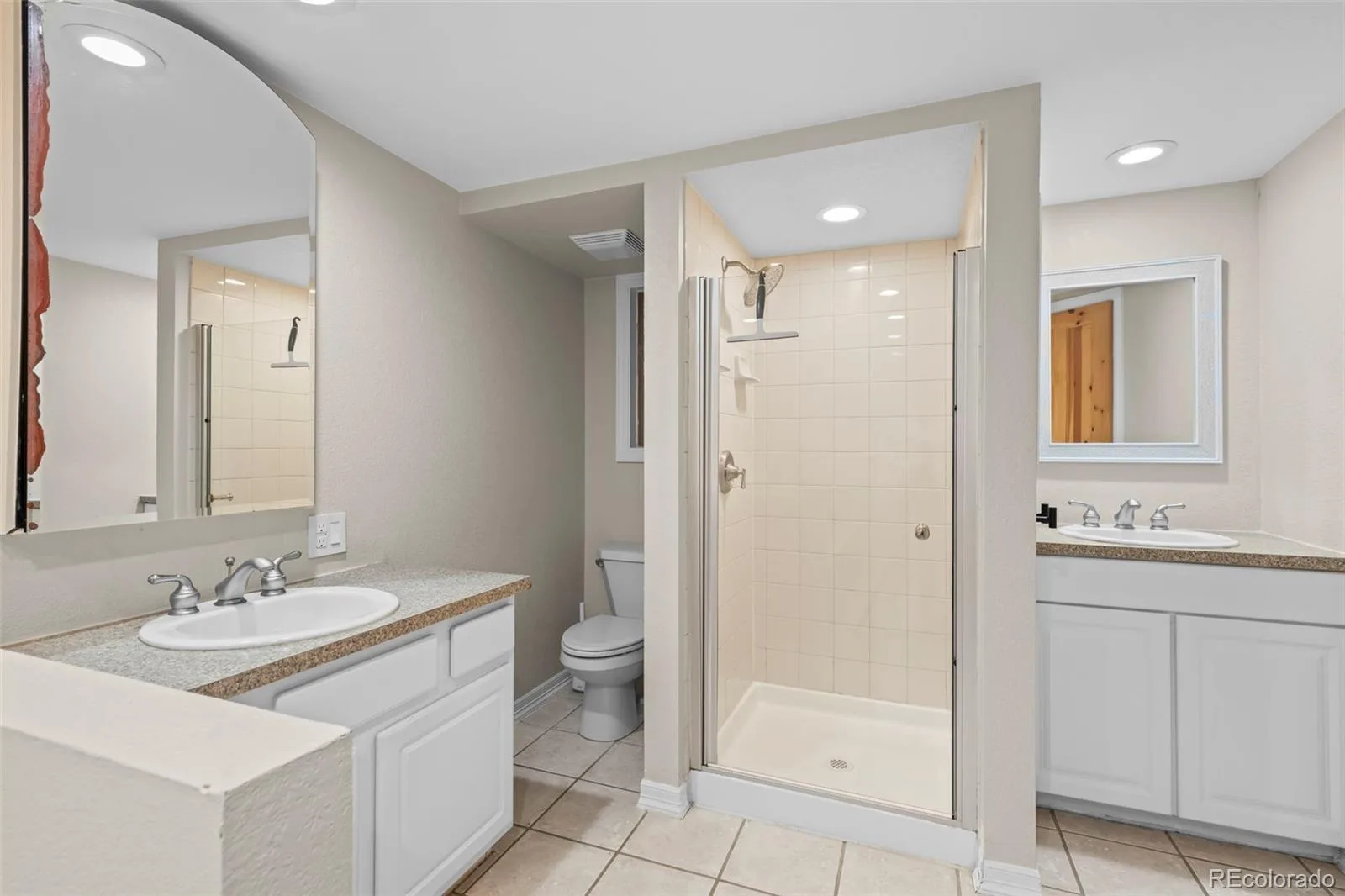 2351 S Garland Court Lakewood CO 80227 MLS #REC2134145 06252026220849 1600 20