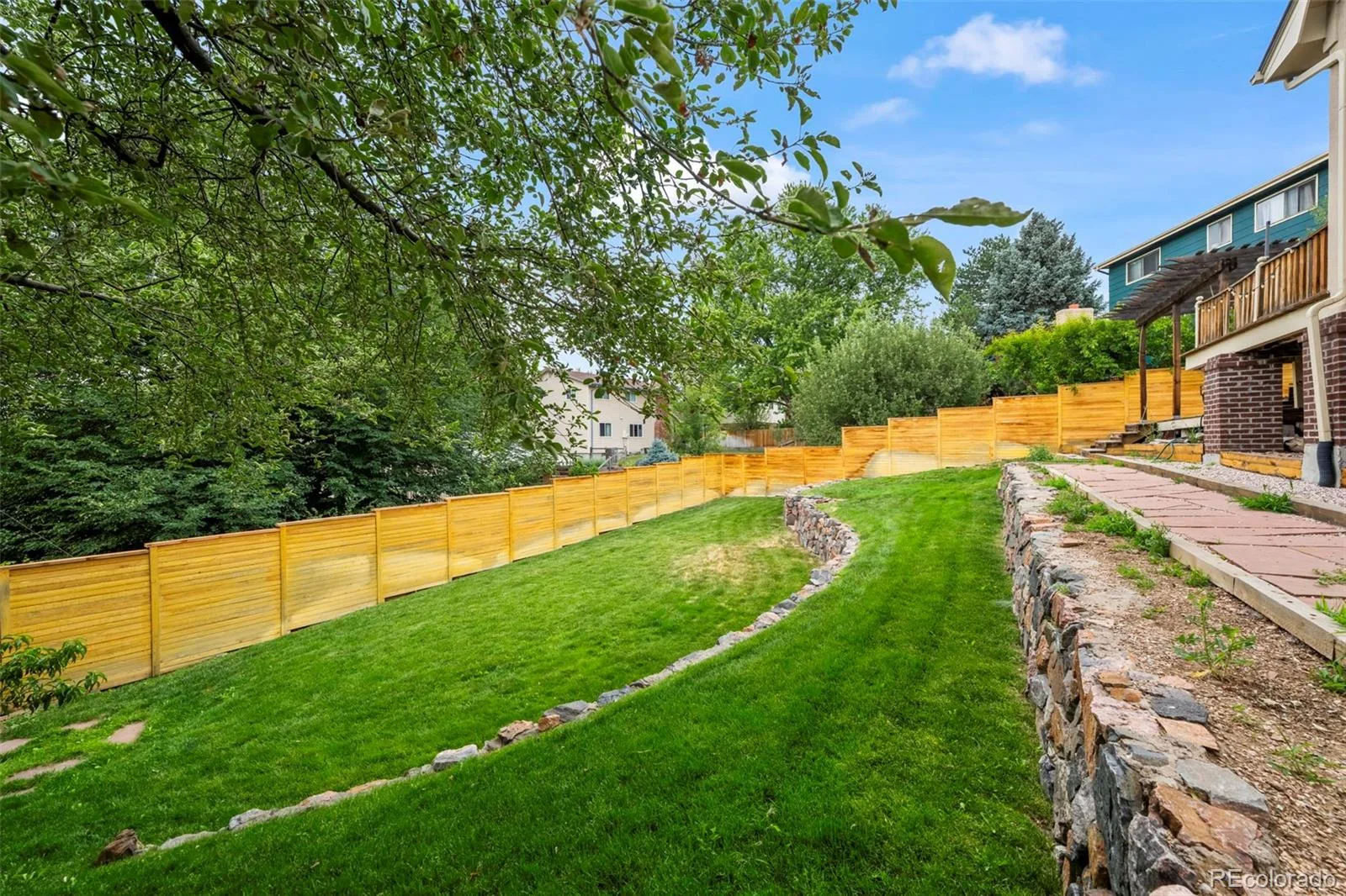 2351 S Garland Court Lakewood CO 80227 MLS #REC2134145 06252026220849 1600 33