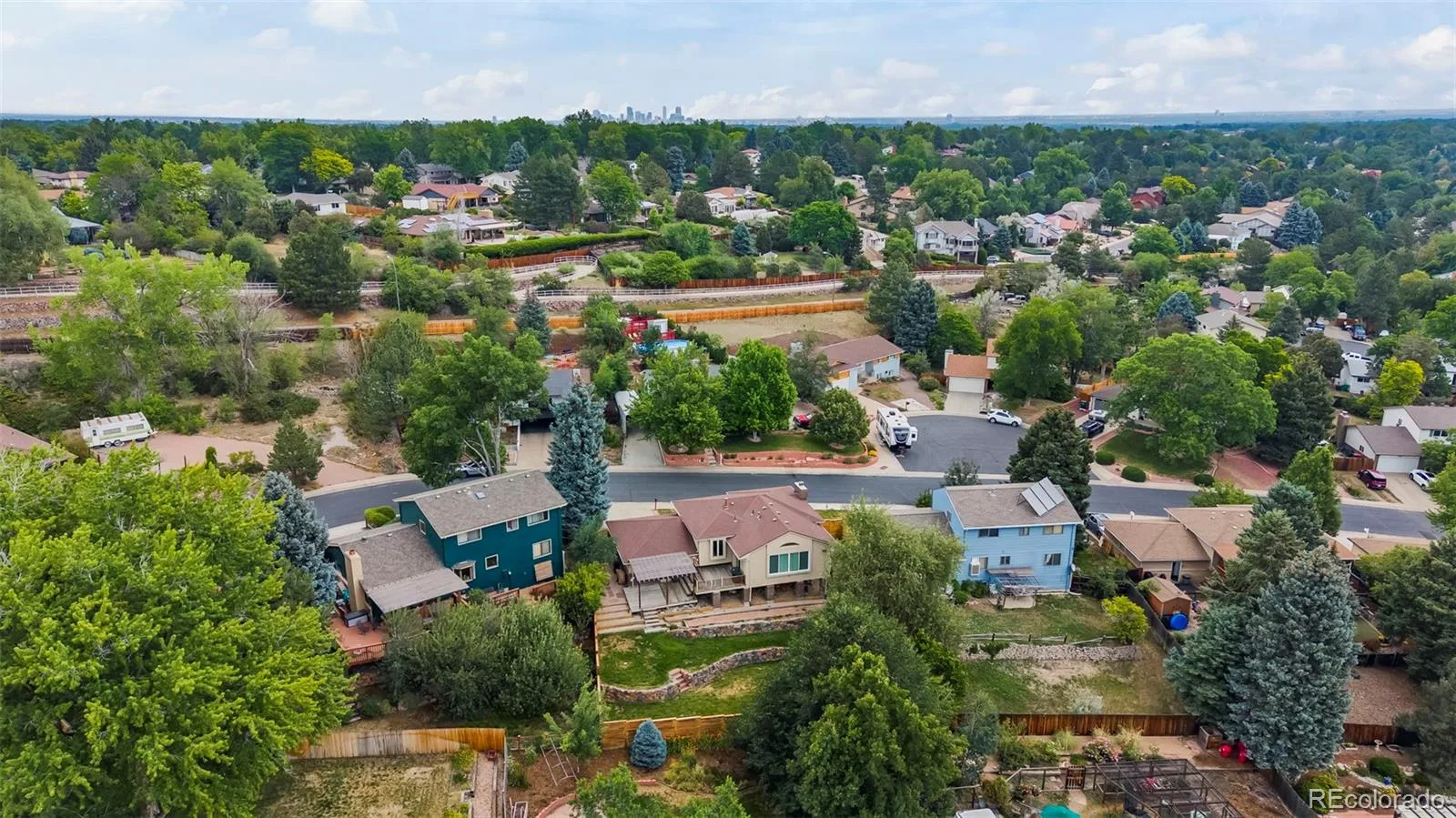 2351 S Garland Court Lakewood CO 80227 MLS #REC2134145 06252026220849 1600 37