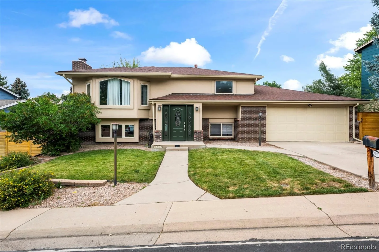 2351 S Garland Court Lakewood CO 80227 MLS #REC2134145 06252026220849 1600 47