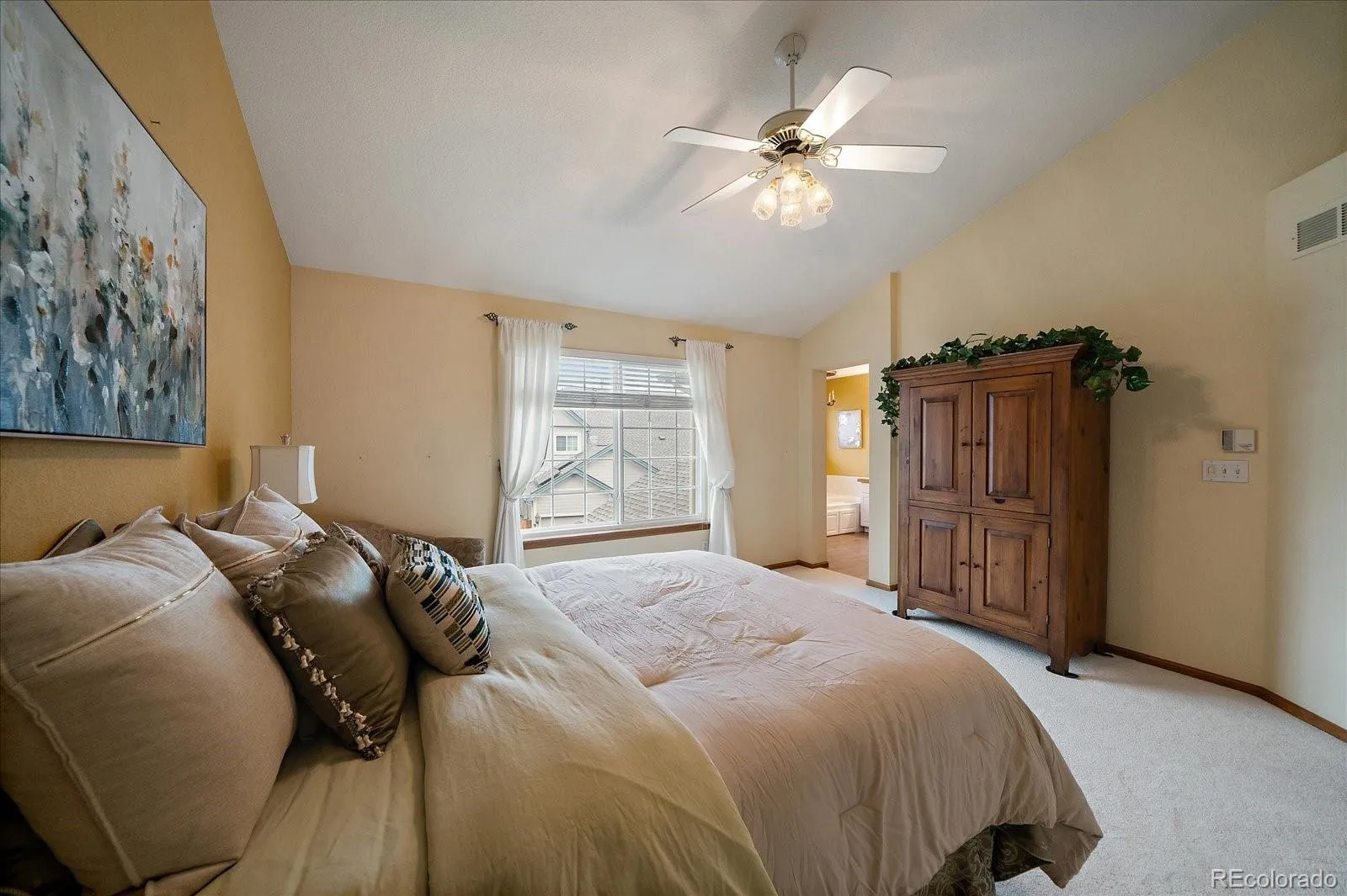 9915 E Hawaii Place Aurora CO 80247 MLS #REC2134562 05022026051044 1600 15