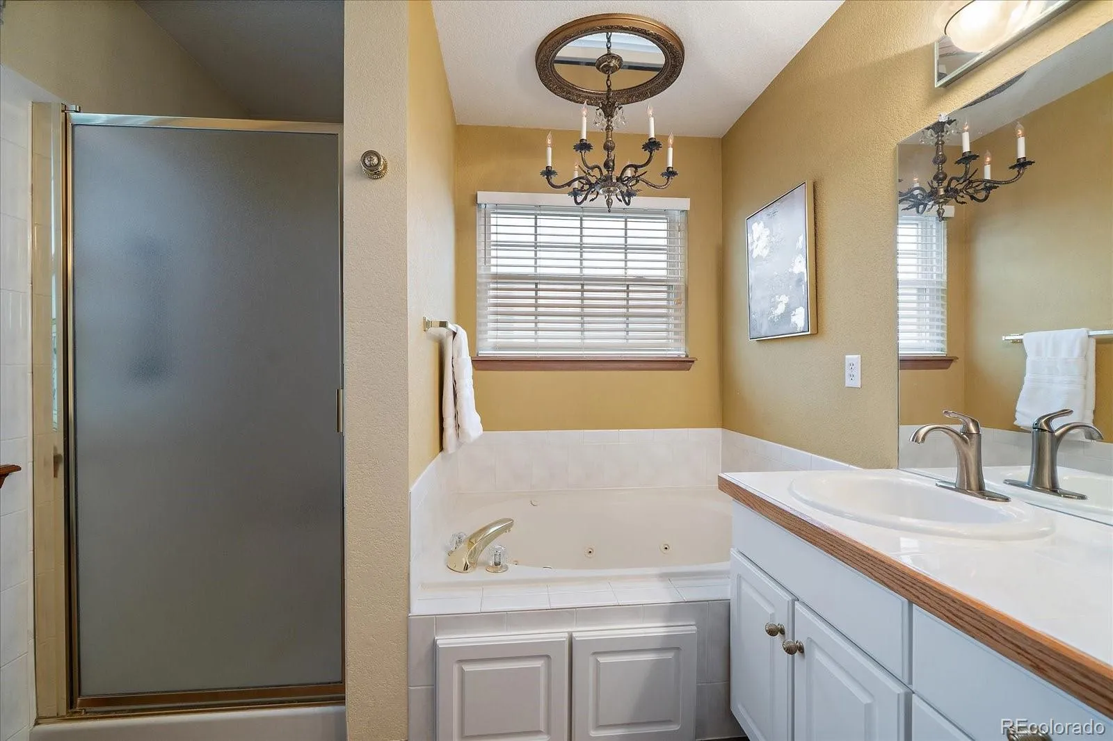 9915 E Hawaii Place Aurora CO 80247 MLS #REC2134562 05022026051044 1600 17