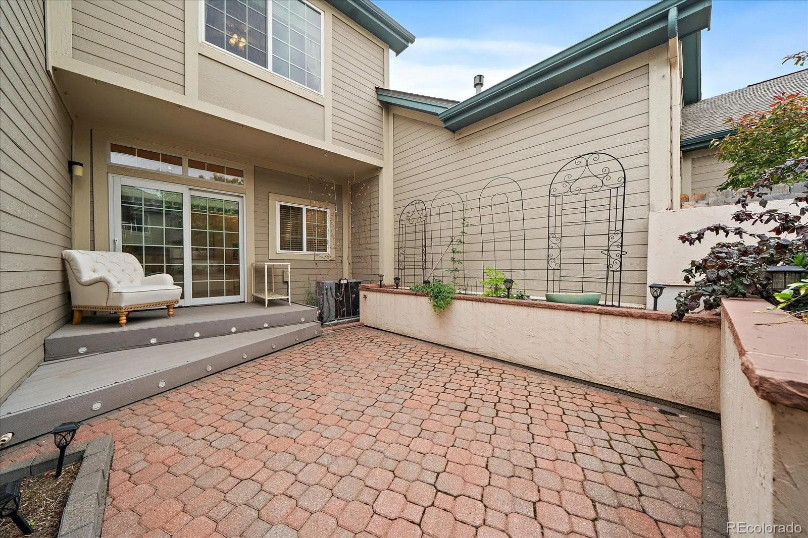 9915 E Hawaii Place Aurora CO 80247 MLS #REC2134562 05022026051044 1600 22