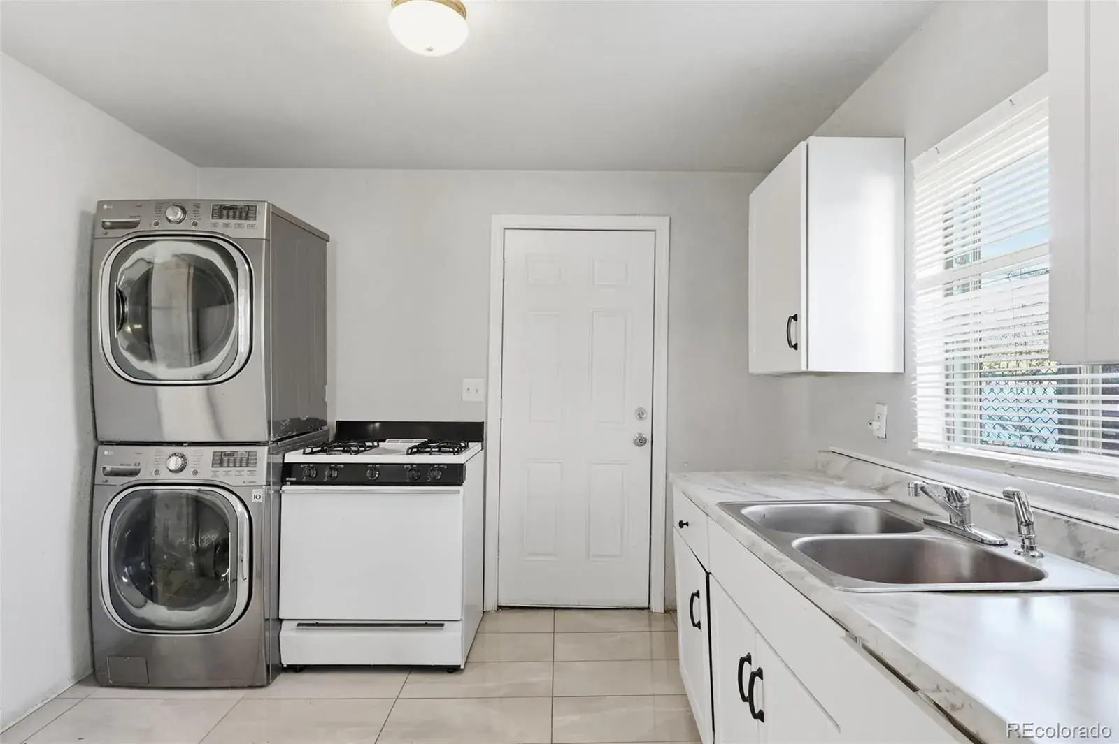 165 Hooker Street Denver CO 80219 MLS #REC2134574 03012026171108 1600 7