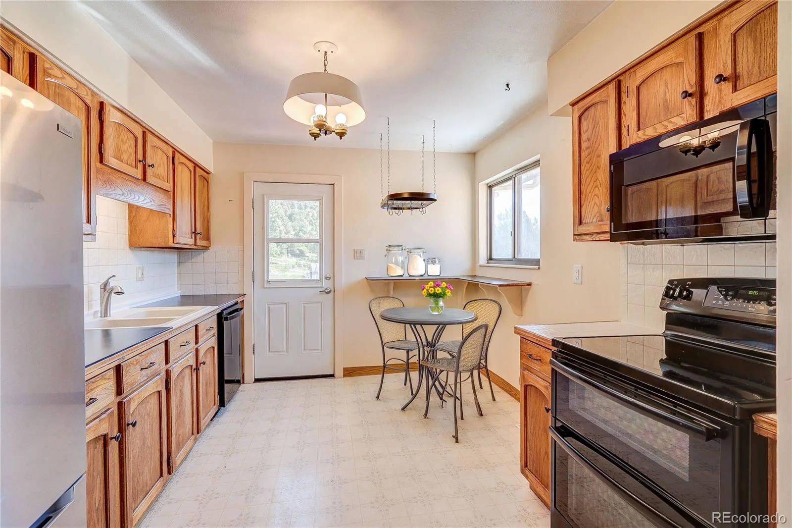 6482 S Valley Drive Morrison CO 80465 | MLS #REC2136269 07172026182605 1600 19