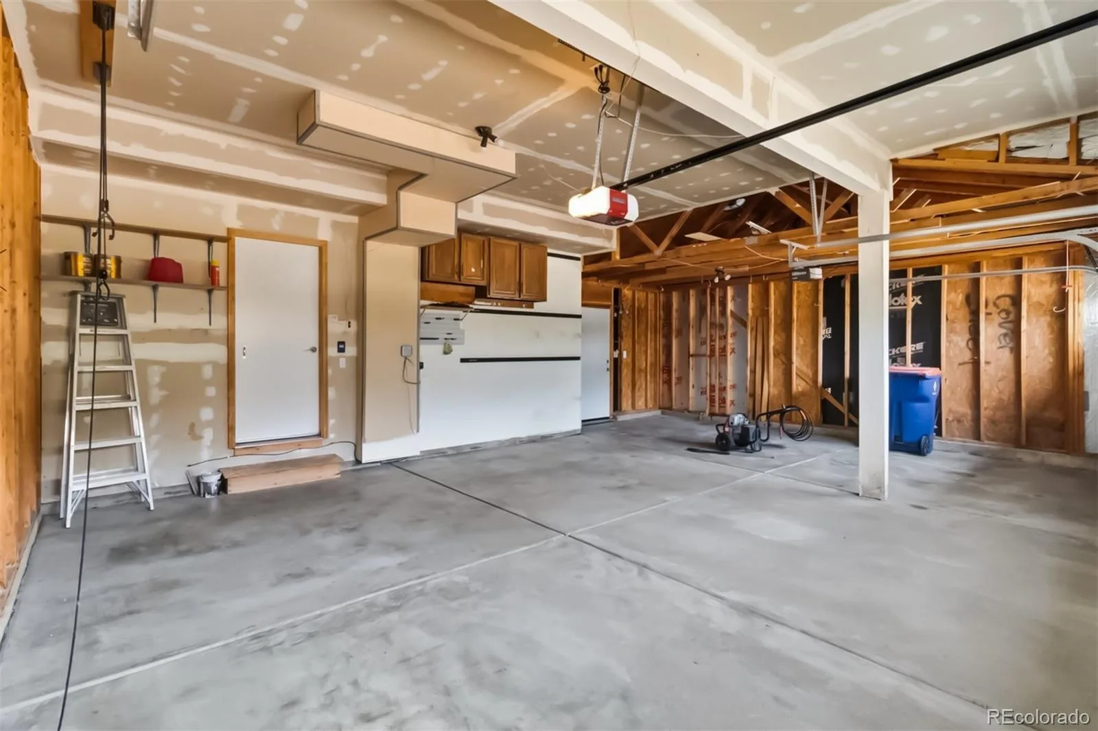 7356 Rattlesnake Drive Lone Tree CO 80124 MLS #REC2136949 06092026071646 1600 40