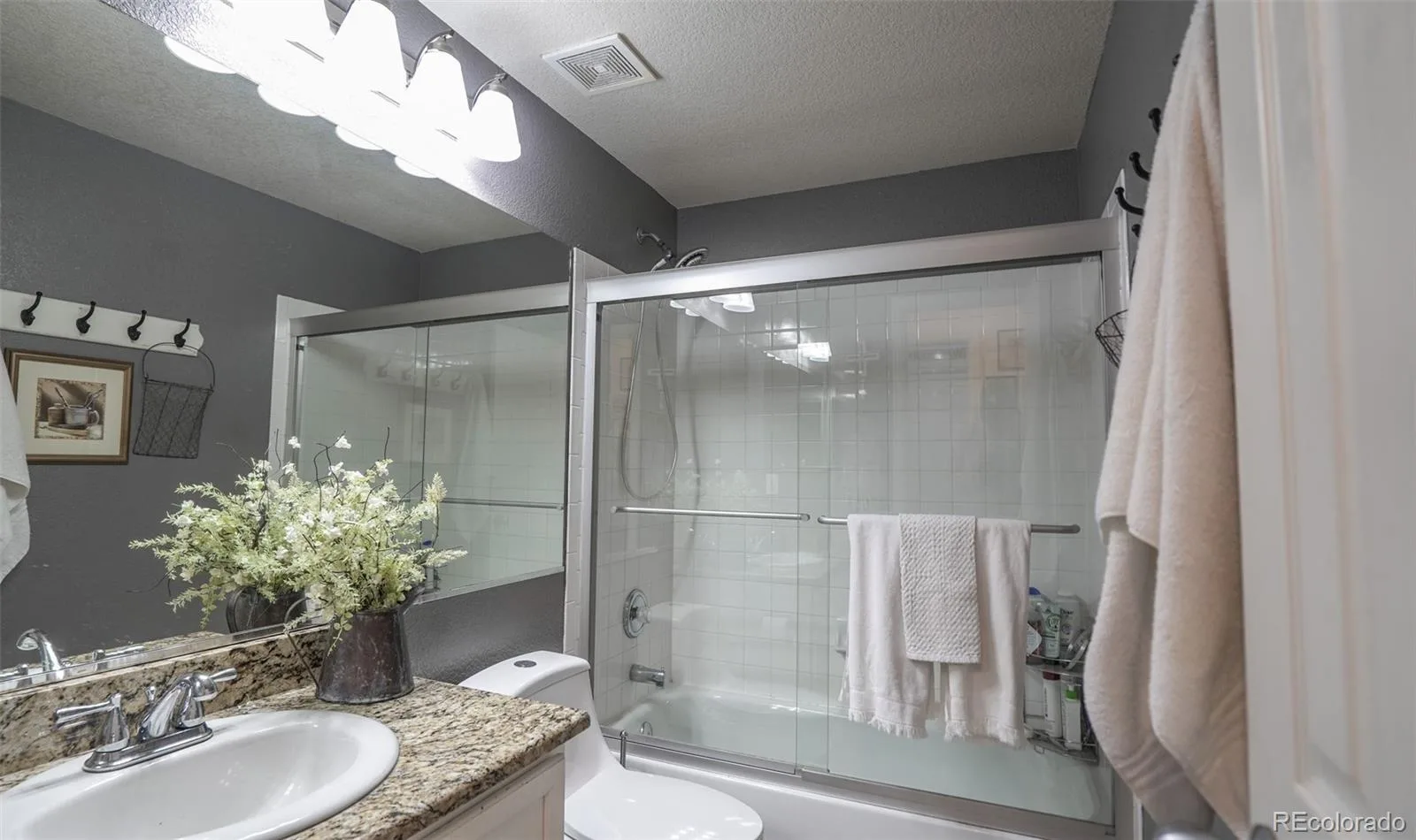 12614 Prince Creek Drive Parker CO 80134 | MLS #REC2138946 08262026161720 1600 25