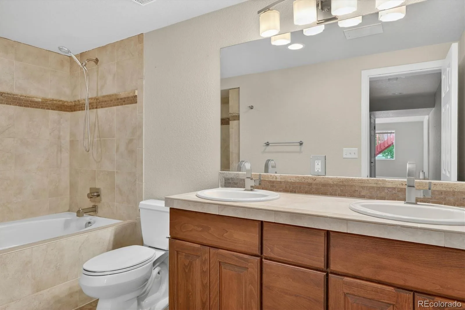 12614 Prince Creek Drive Parker CO 80134 | MLS #REC2138946 08262026161720 1600 43