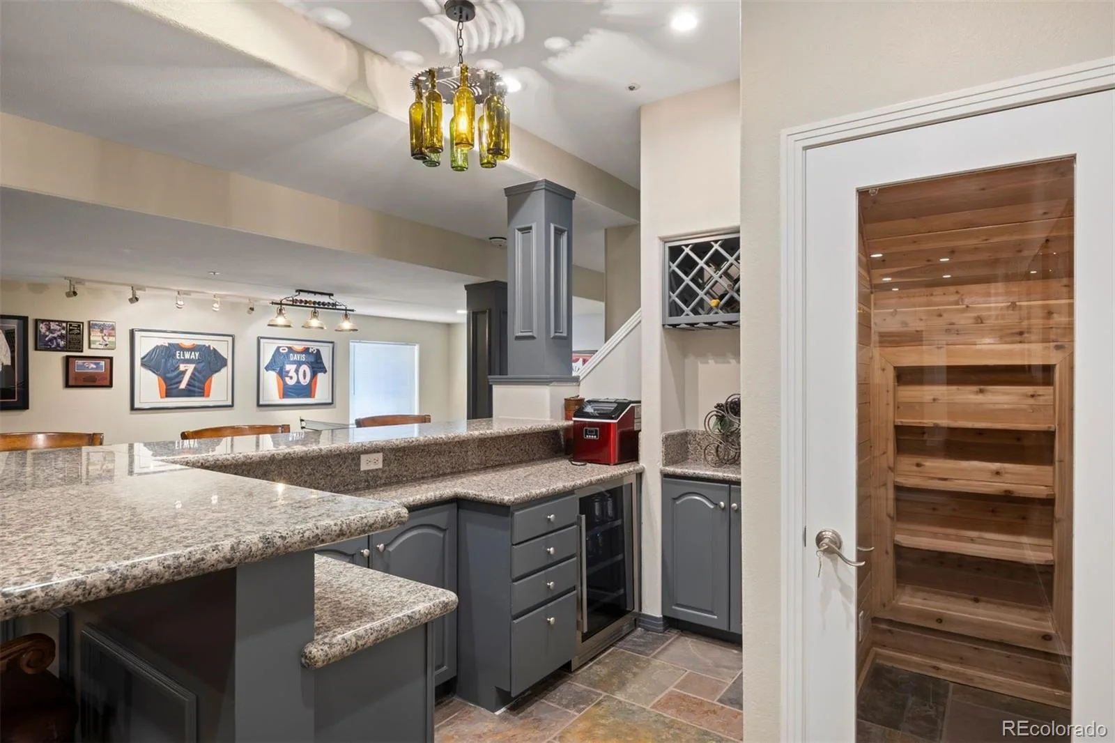 10 Castle Pines N Drive Castle Rock CO 80108 | MLS #REC2140303 08072026230409 1600 42