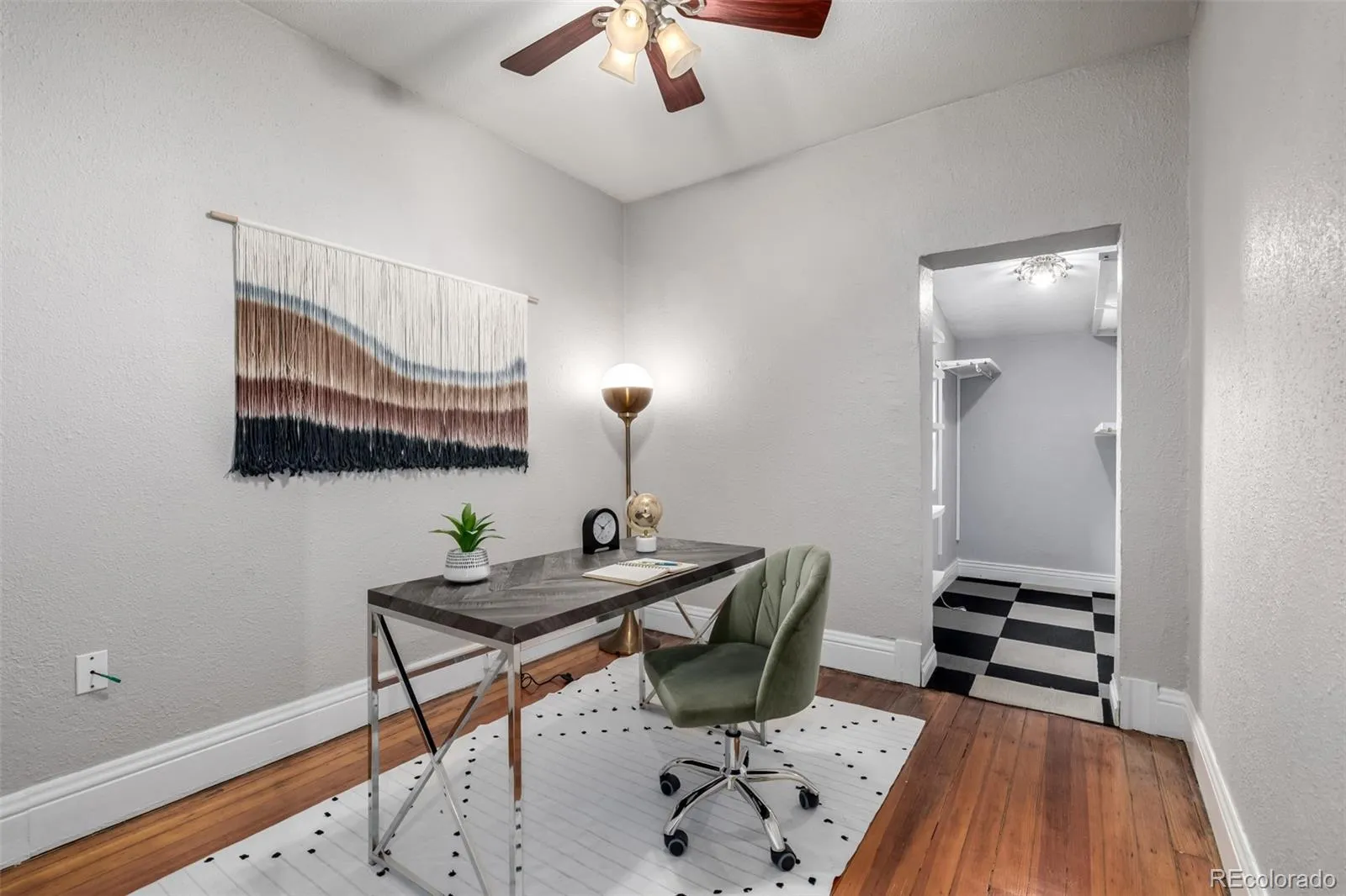 04102026165547 1600 16