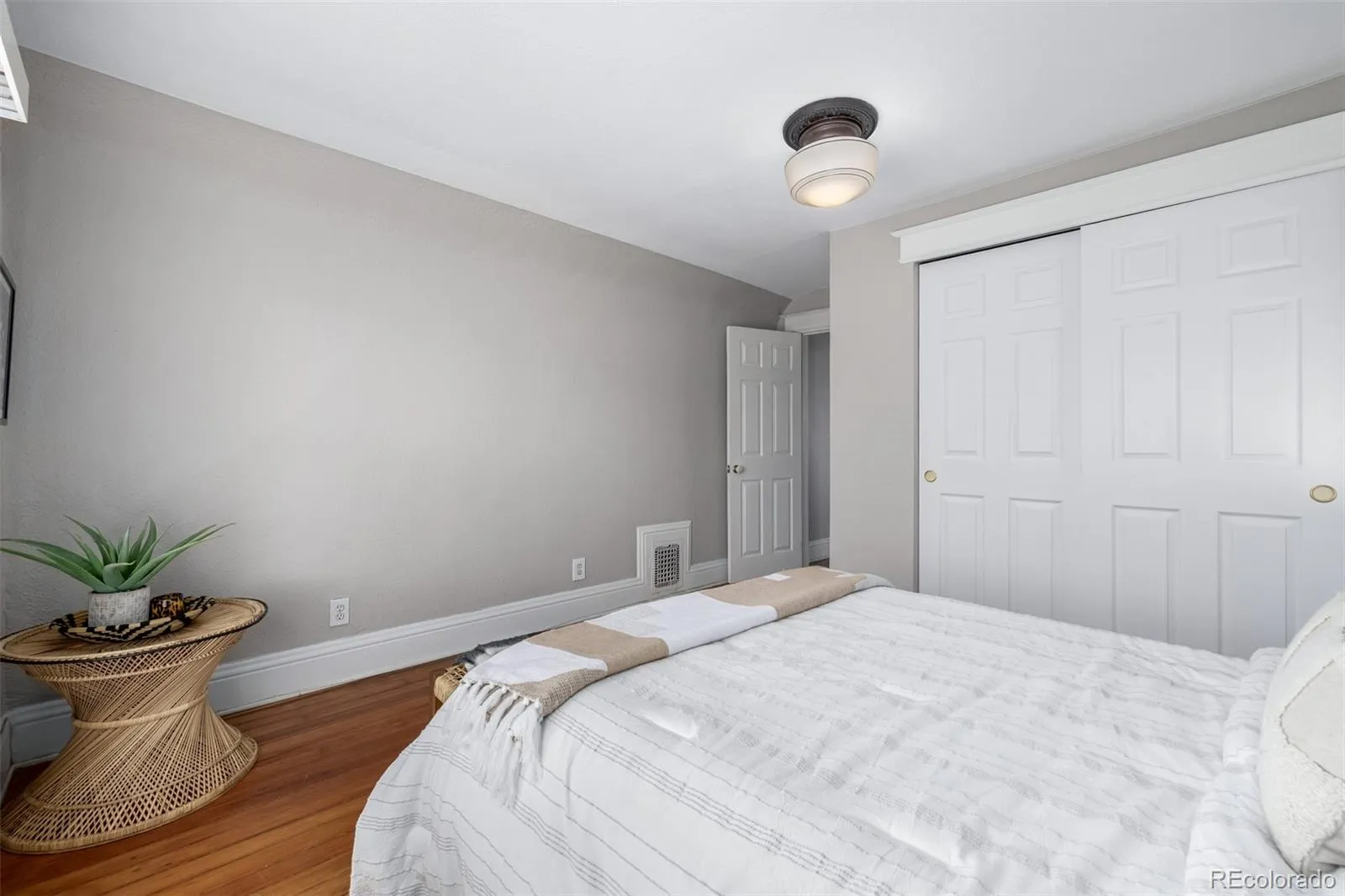 04102026165547 1600 19