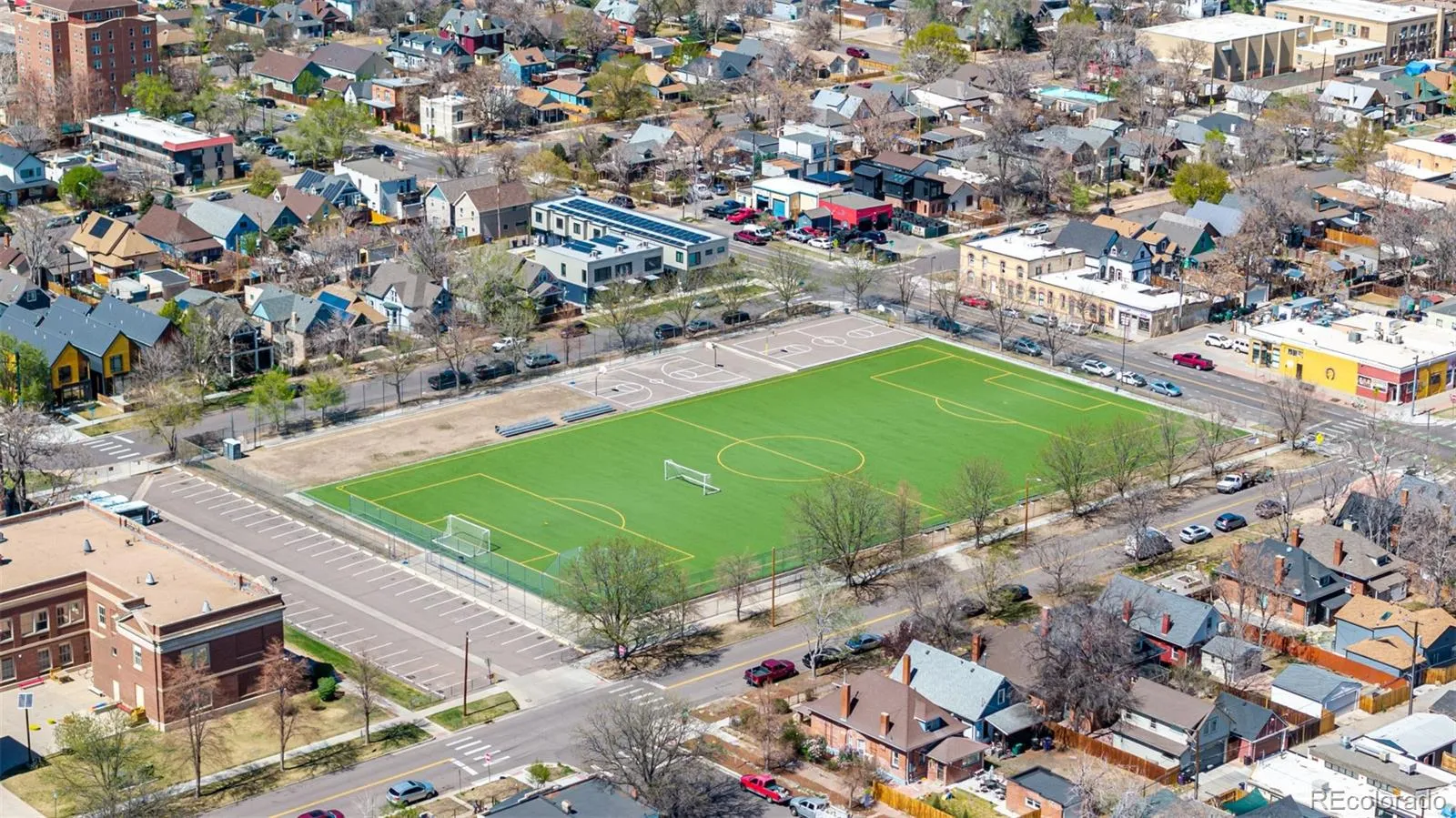 04102026165547 1600 40