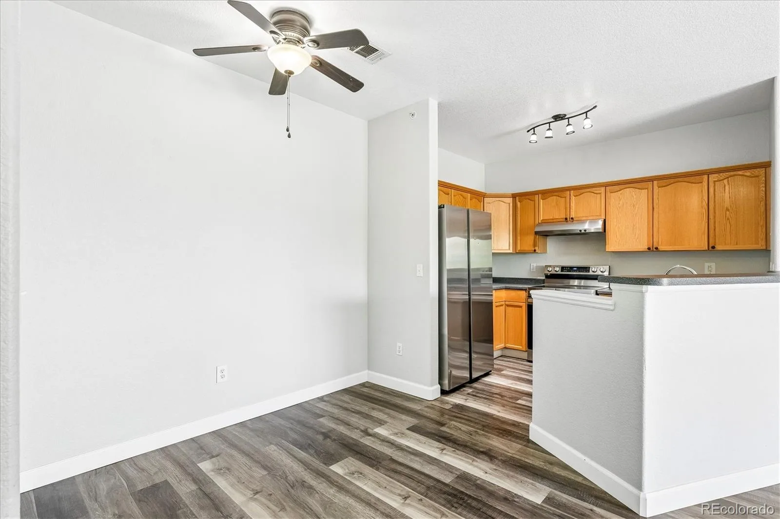 7388 S Alkire Street #305 Littleton CO 80127 | MLS #REC2140980 06032026221625 1600 8