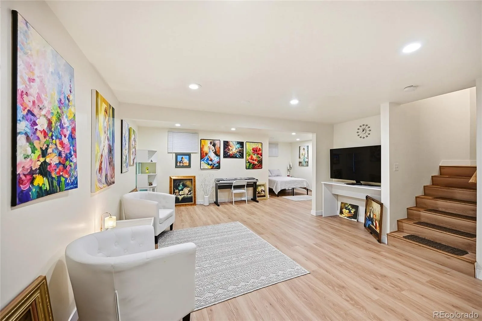 2858 S Vaughn Way Aurora CO 80014 MLS #REC2141729 05302026203835 1600 21
