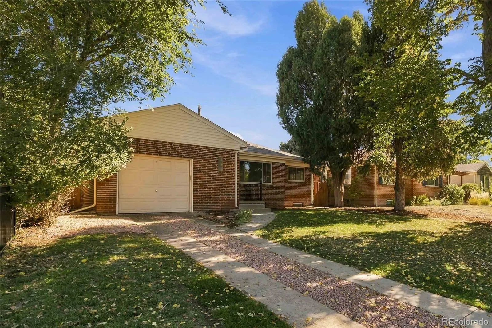 2670 Ivanhoe Street Denver CO 80207 | MLS #REC2143116 10122026195242 1600 1