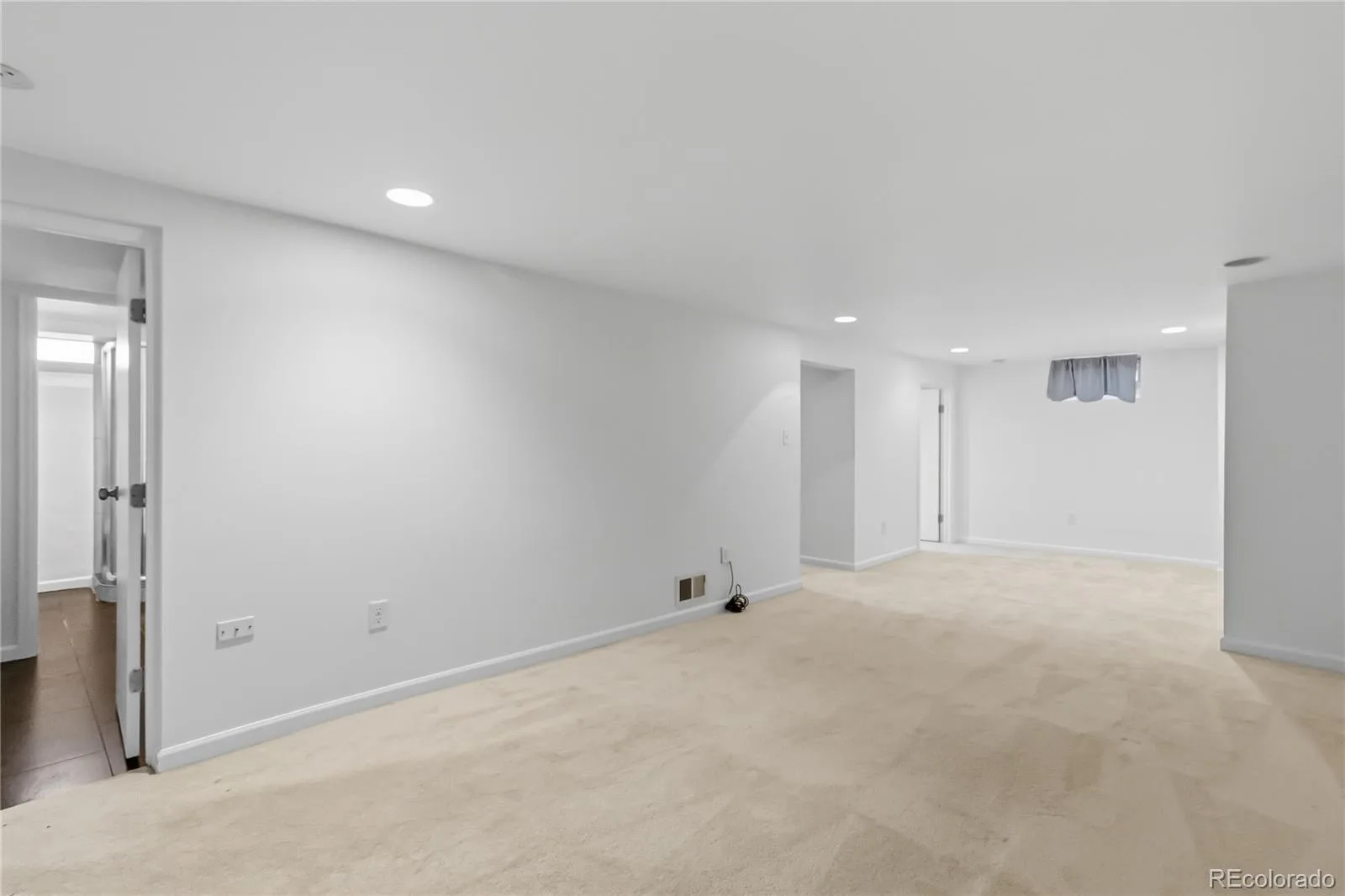 2670 Ivanhoe Street Denver CO 80207 | MLS #REC2143116 10122026195242 1600 18