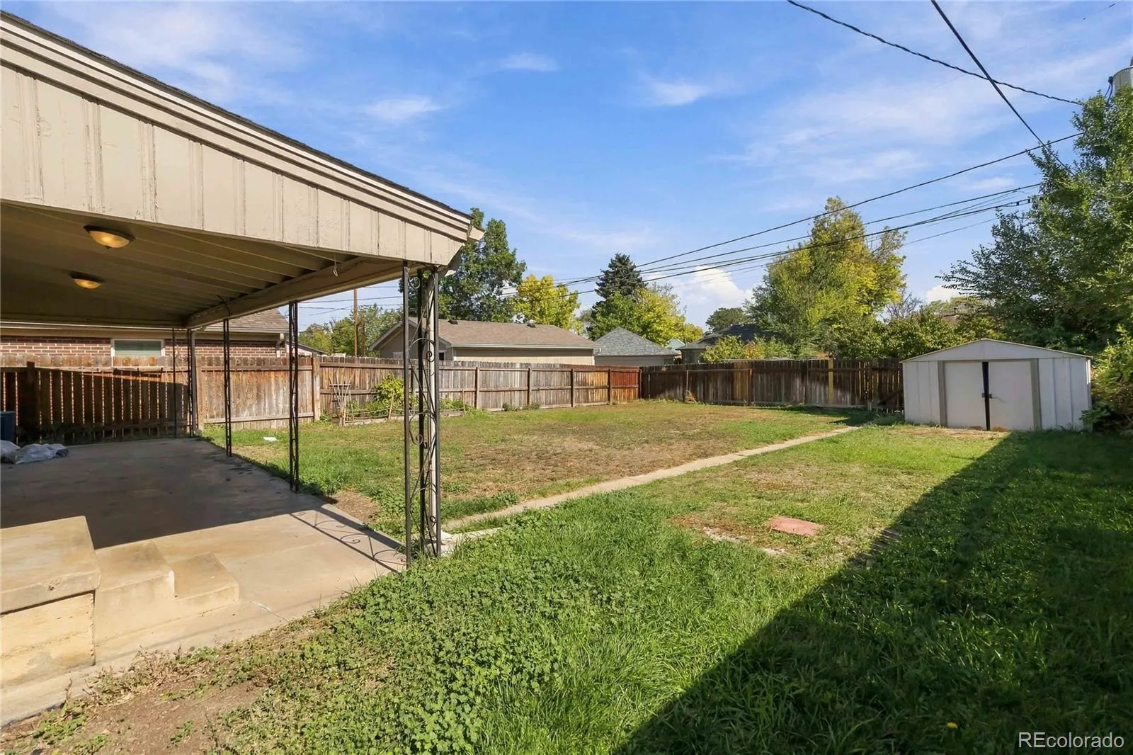 2670 Ivanhoe Street Denver CO 80207 | MLS #REC2143116 10122026195242 1600 24